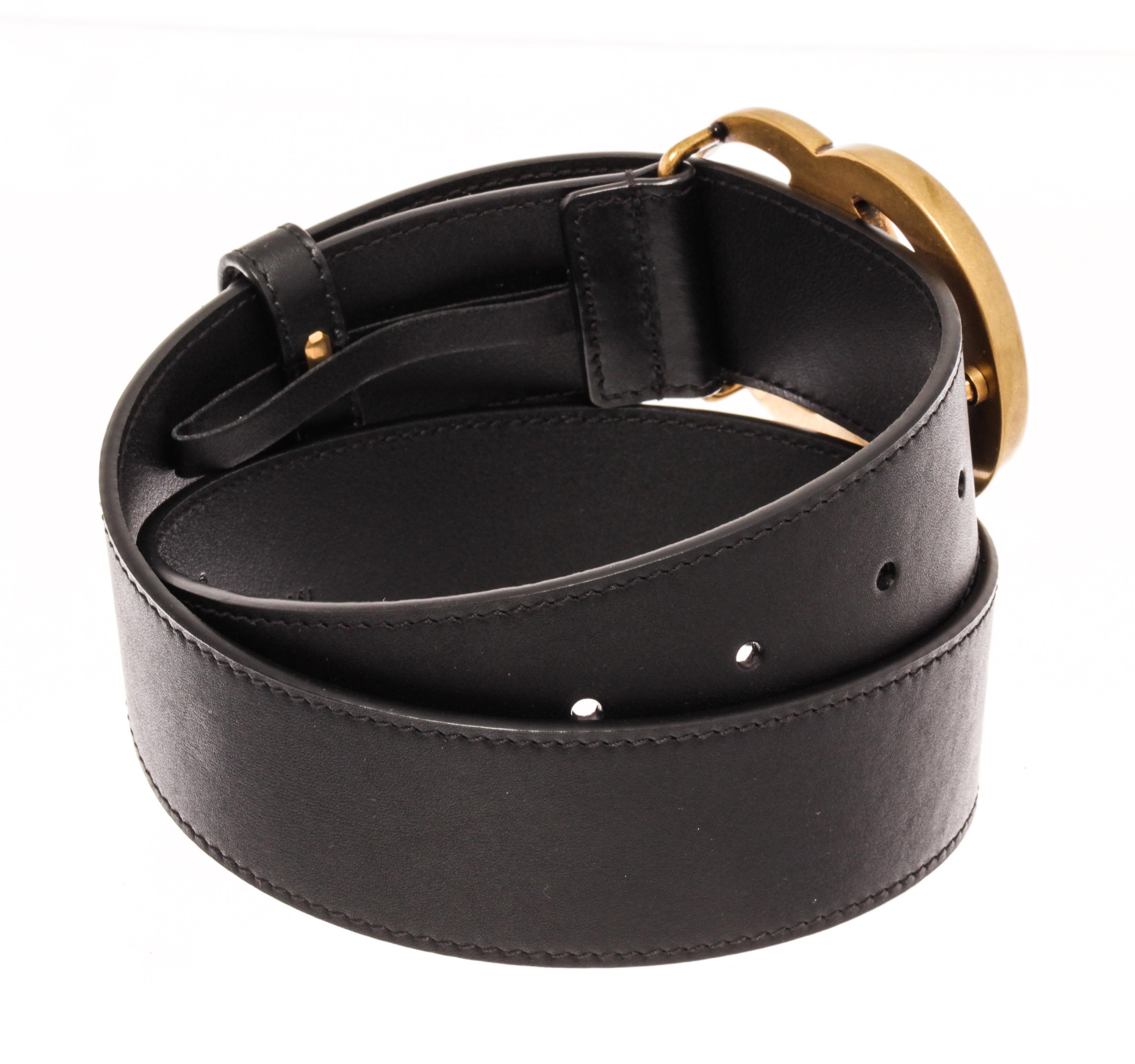Gucci Black Leather Gold Wide Double GG Logo Belt 70 In Good Condition For Sale In Irvine, CA