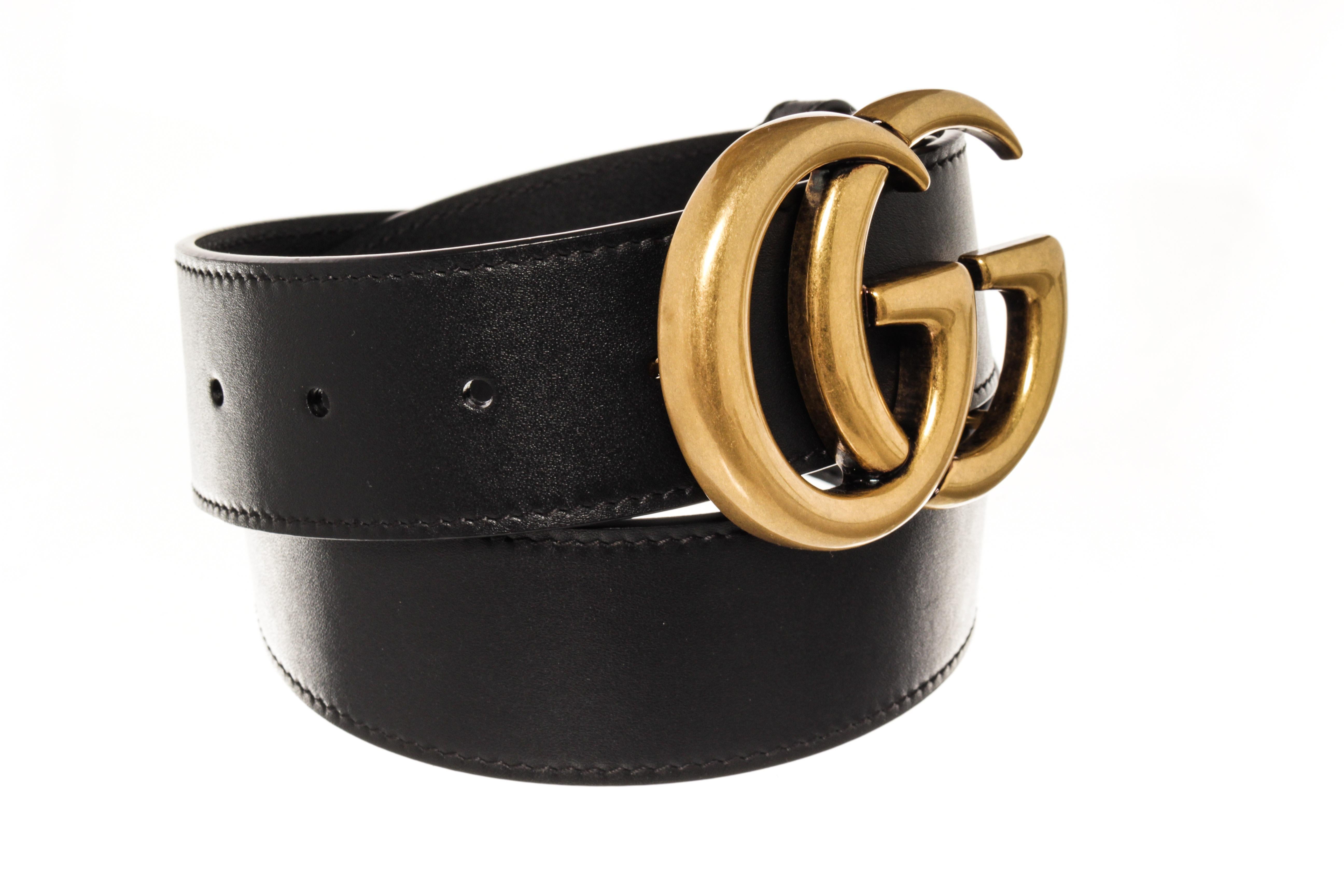 Gucci Black Leather Gold Wide GG Belt In Good Condition In Irvine, CA