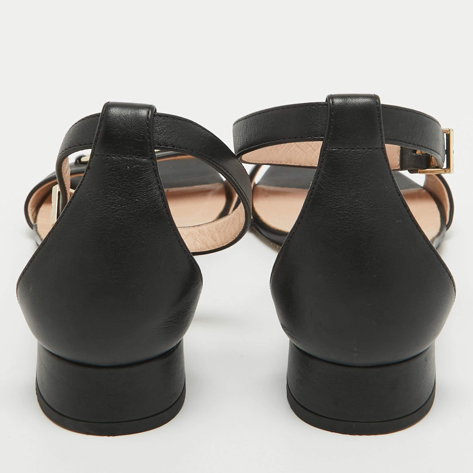 Gucci Black Leather Horsebit Ankle Strap Sandals Size 37 For Sale 1