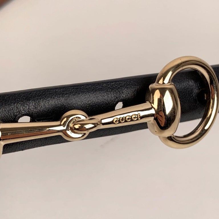 Gucci Black Leather Horsebit Buckle Skinny Belt Size 90/36  display picture 2