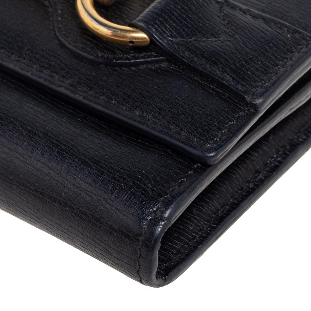 Gucci Black Leather Horsebit Continental Wallet In Good Condition In Dubai, Al Qouz 2