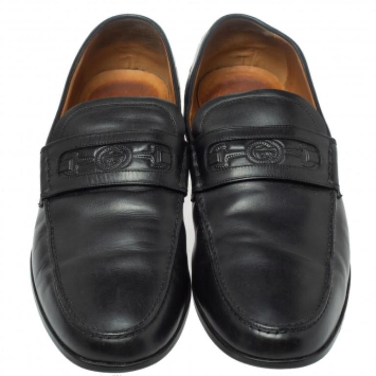 Gucci Black Leather Horsebit Embossed Slip On Loafers Size 43.5 In Fair Condition For Sale In Dubai, Al Qouz 2