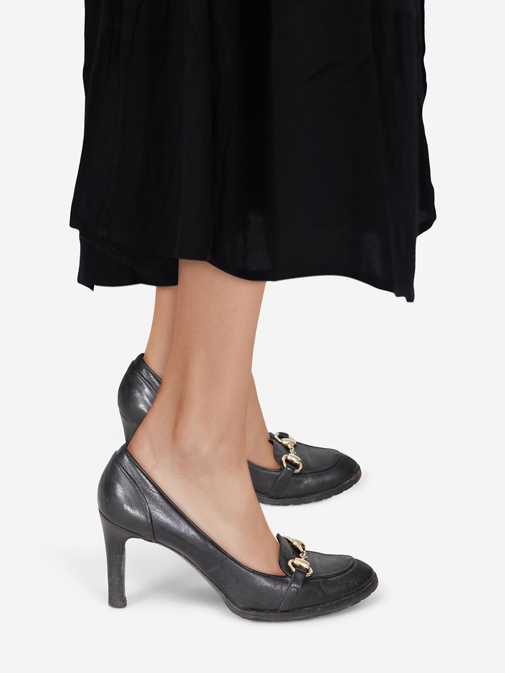 Noir Gucci talons en cuir noir Taille IT 37 en vente