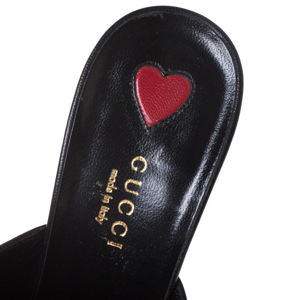 Gucci Black Leather Horsebit Julie Princetown Block Heel Mules Size 38 In Good Condition In Dubai, Al Qouz 2