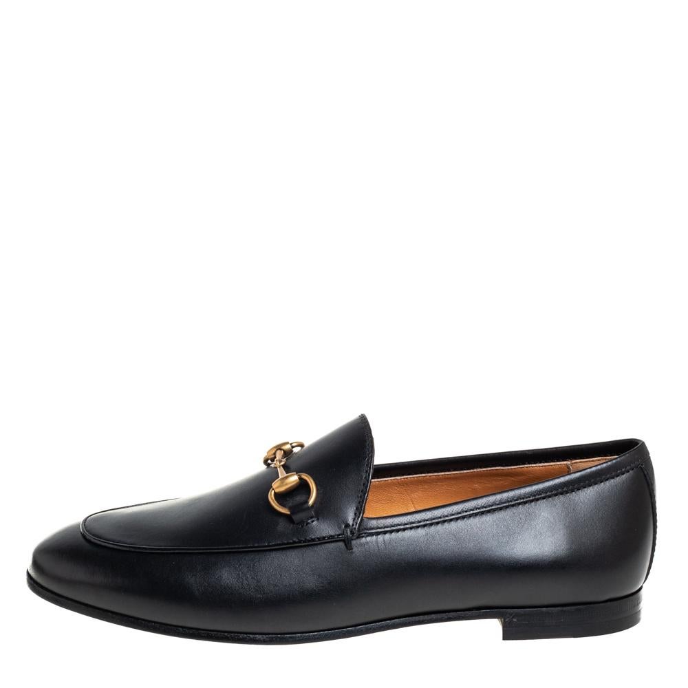 Exquisite and well-crafted, these Gucci loafers are worth owning. They have been crafted from leather and they come flaunting a black shade with the iconic Horsebit detail on the vamps. The loafers are ideal to wear all day.

Includes: Original