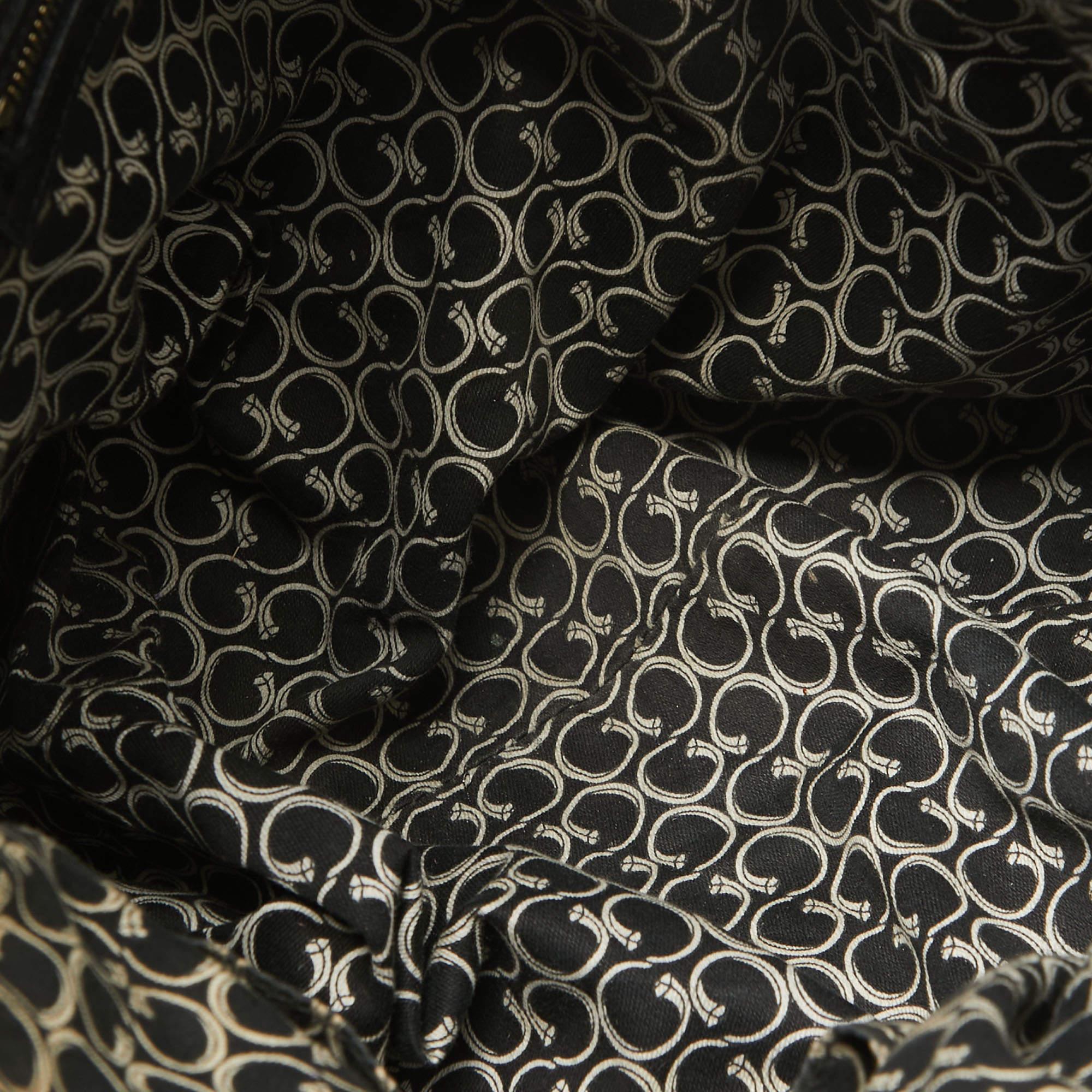 Gucci Black Leather Horsebit Nail Shoulder Bag For Sale 6