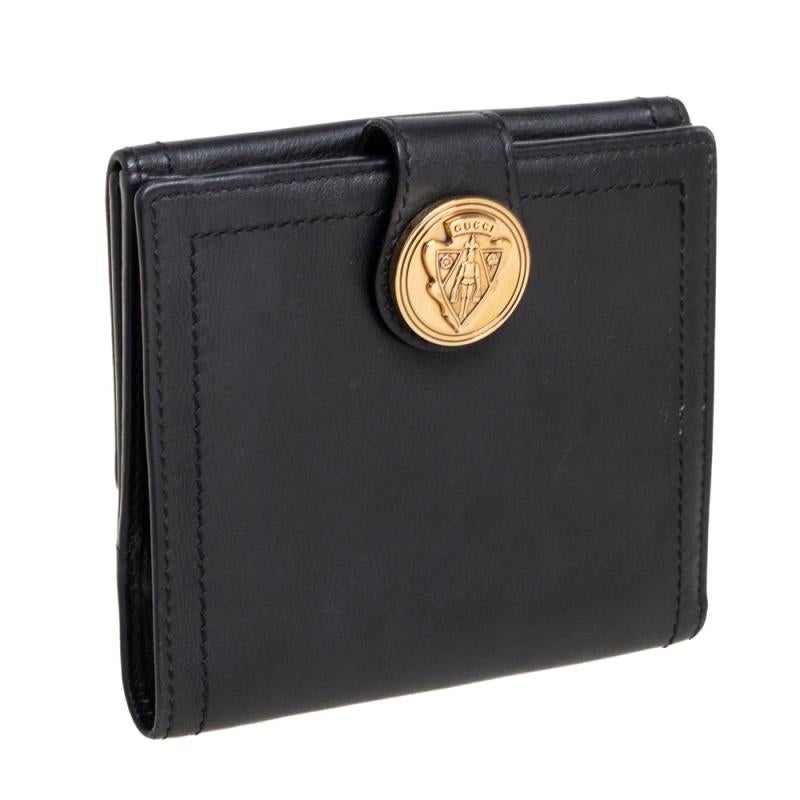 Gucci Black Leather Hysteria Compact Wallet In Good Condition In Dubai, Al Qouz 2