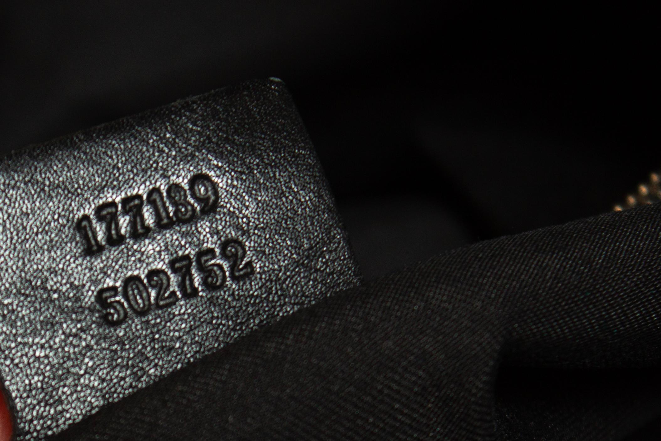 Gucci, Black leather indy bag 5