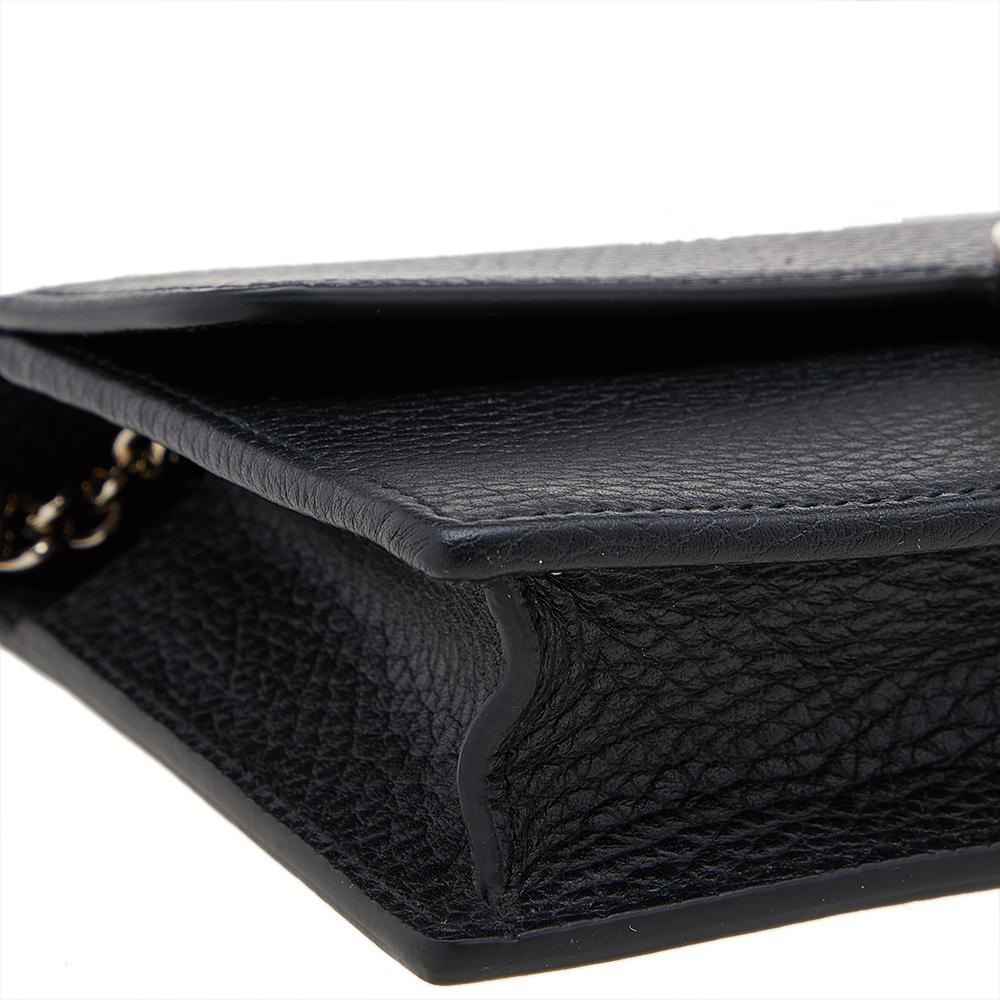 Gucci Black Leather Interlocking G Wallet on Chain 4