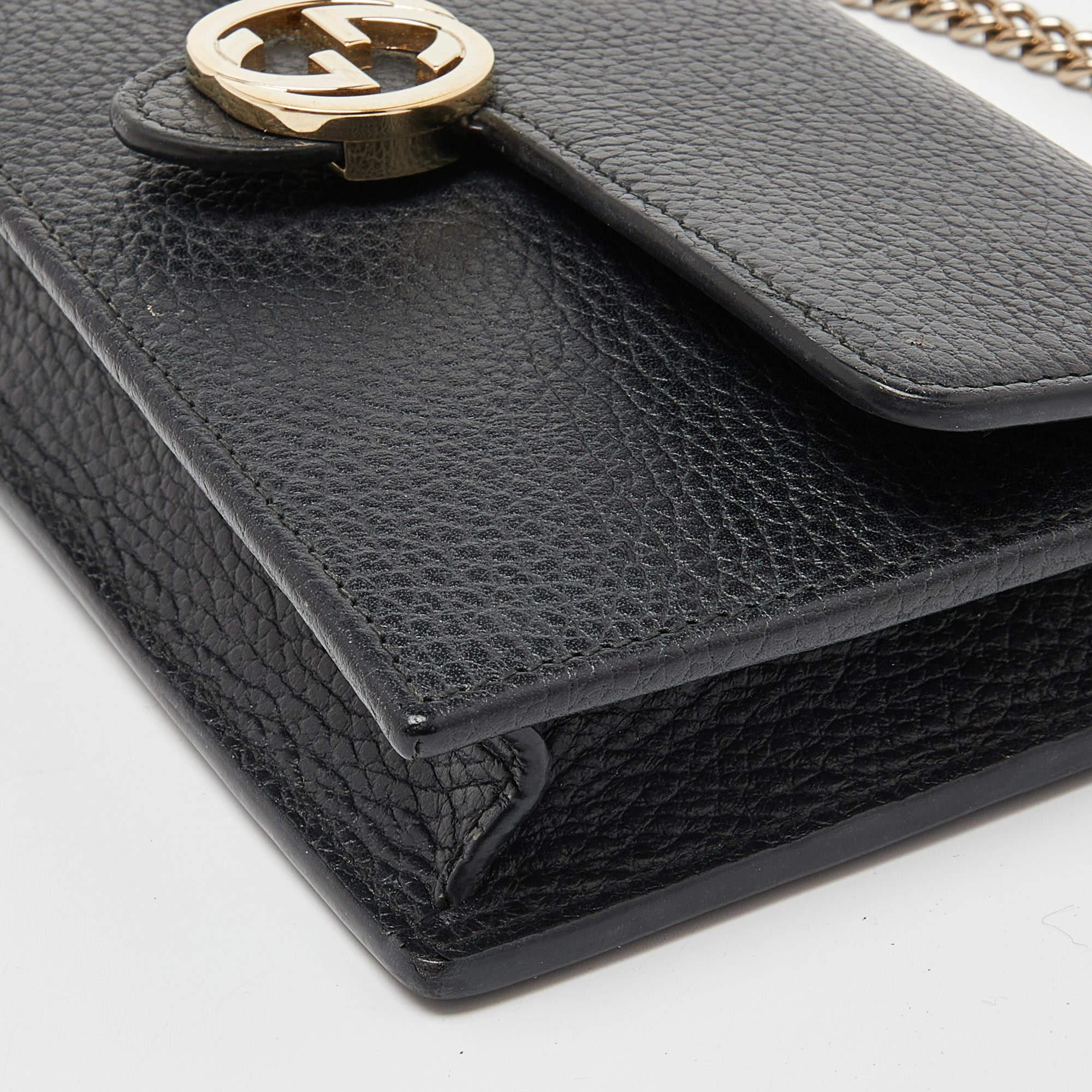 Women's Gucci Black Leather Interlocking G Wallet on Chain
