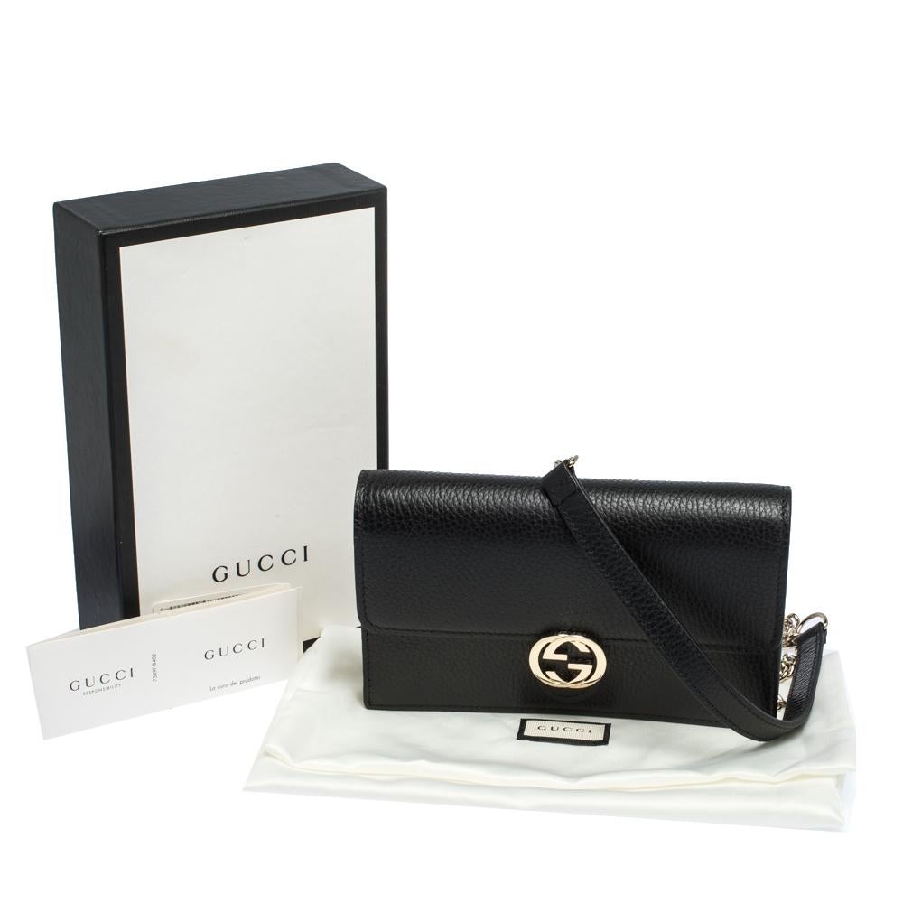 Gucci Black Leather Interlocking GG Wallet On Chain 4