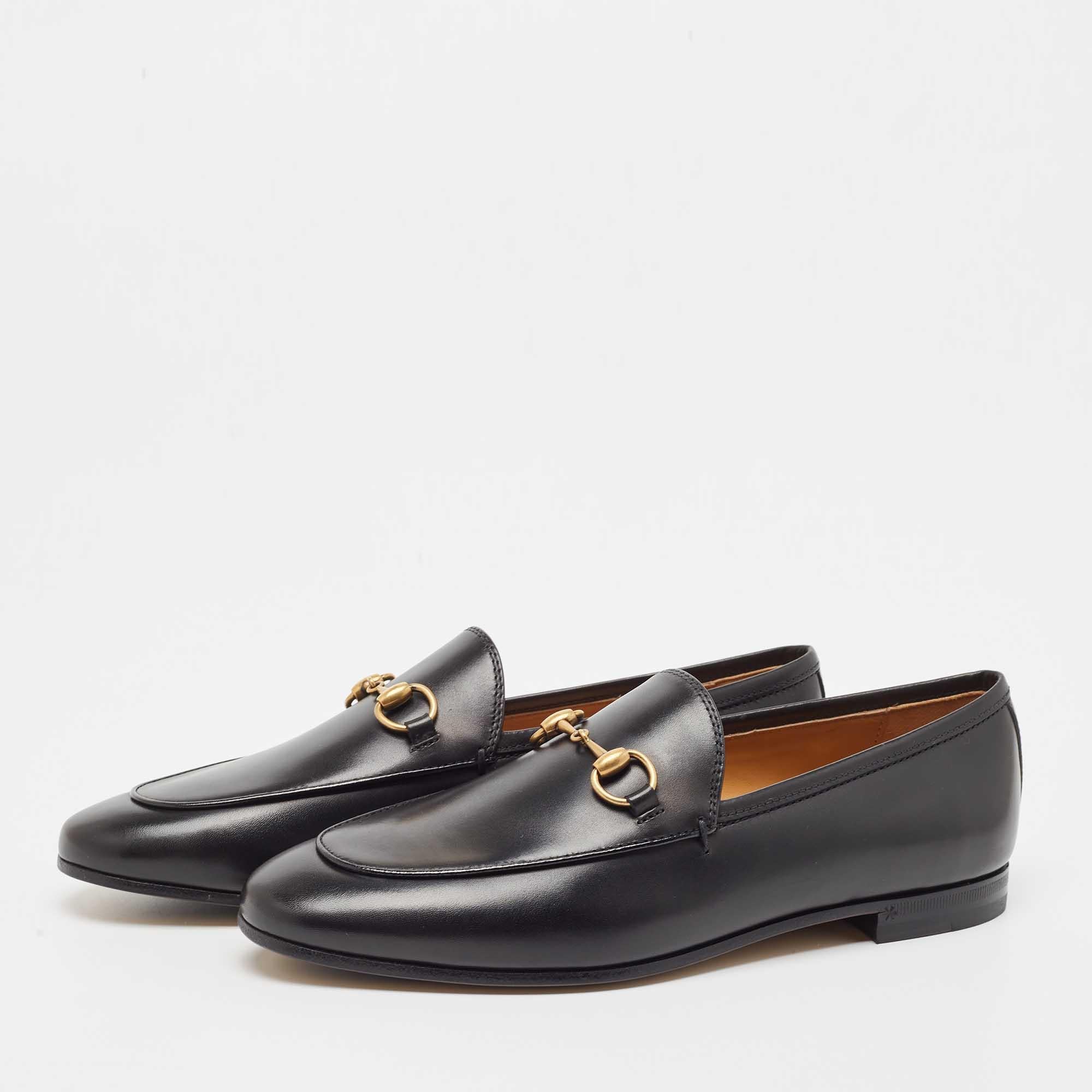 Practical, fashionable, and durable—these Gucci Jordaan loafers are carefully built to be fine companions to your everyday style. They come made using the best materials to be a prized buy.

Includes: Original Dustbag, Original Box