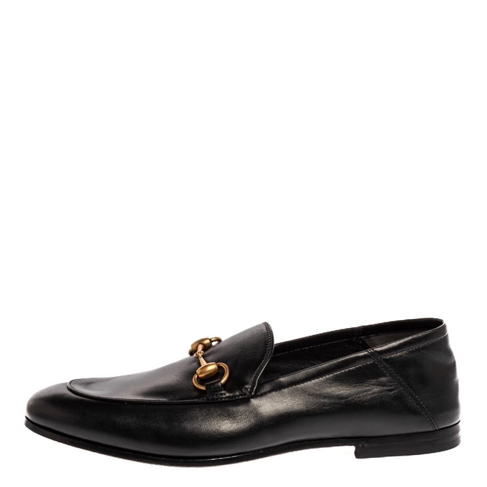 Exquisite and well-crafted, these Gucci loafers are worth owning. They have been crafted from leather and they come flaunting a black shade with Horsebit details on the uppers. The loafers are ideal to wear all day.

Includes:Original Dustbag,