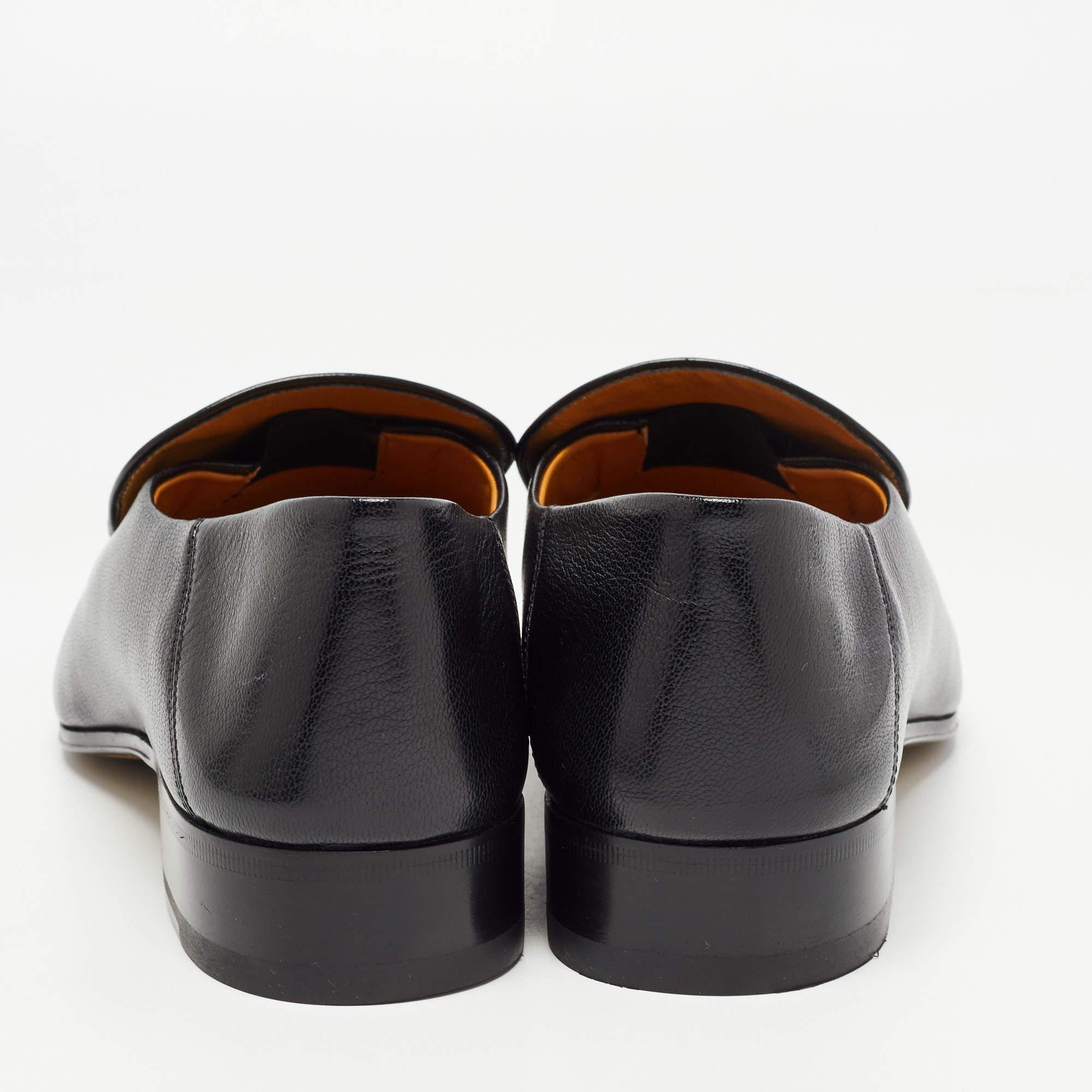 Gucci Black Leather Jordaan Loafers Size 43 In New Condition In Dubai, Al Qouz 2
