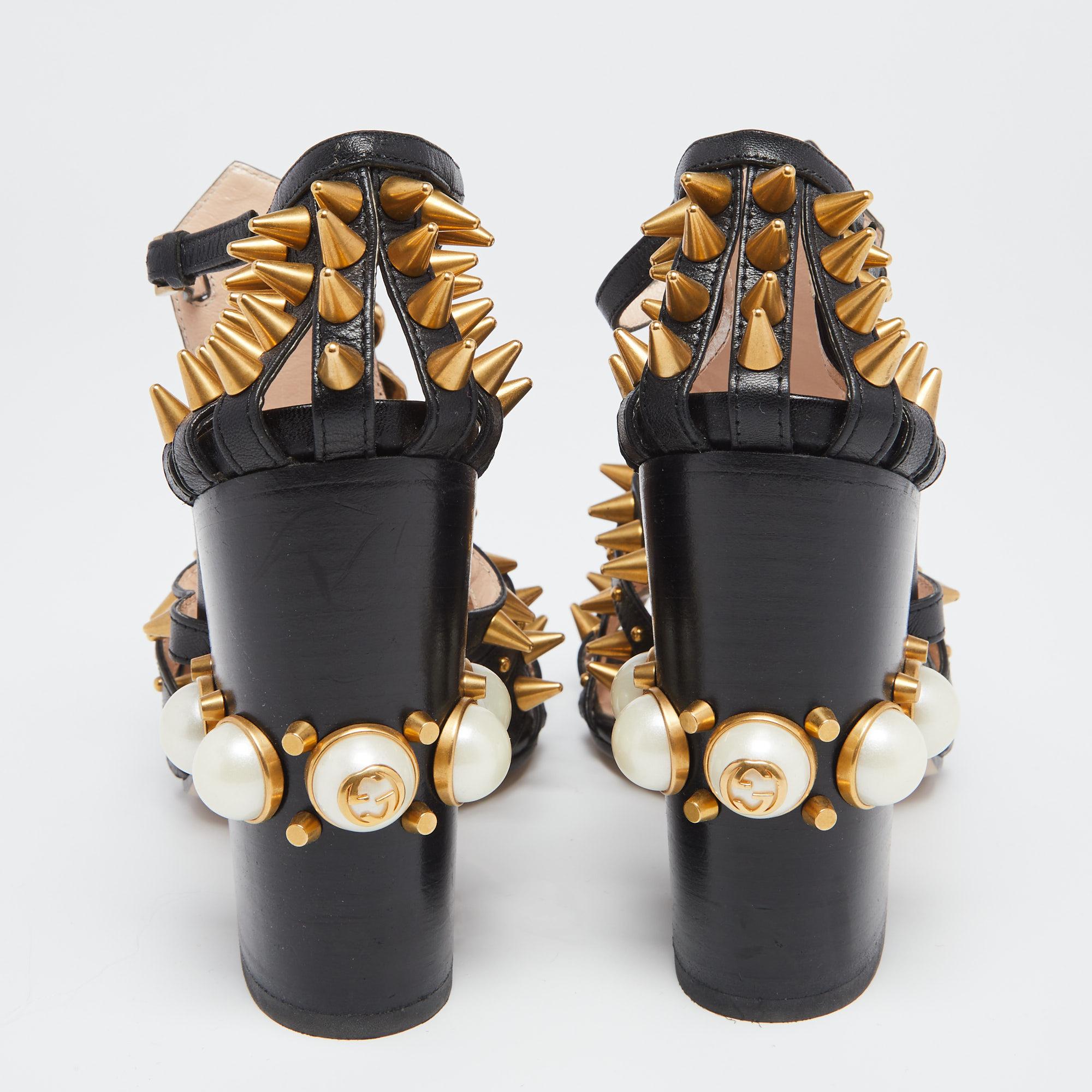 Gucci kendall studded leather sandals discount