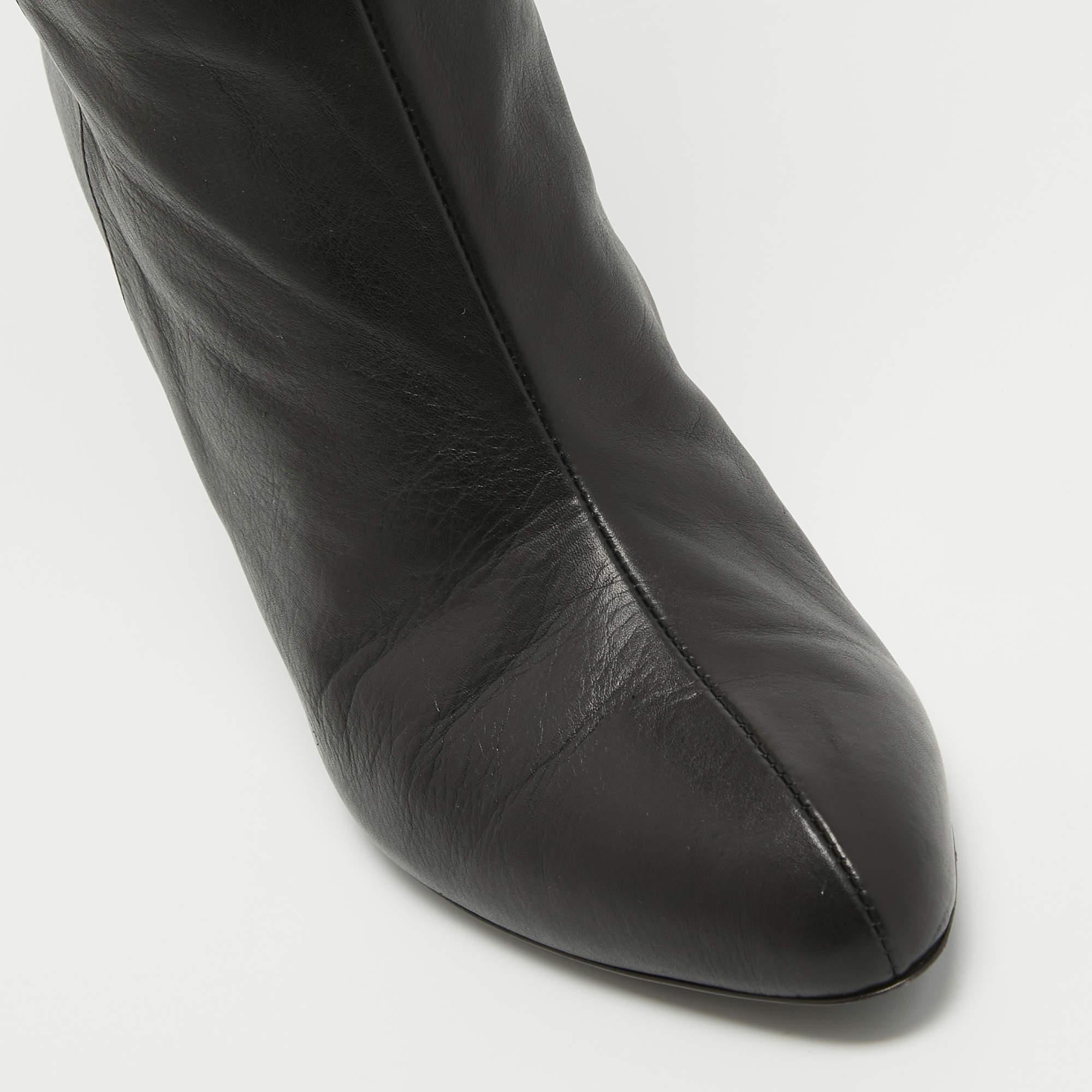 Gucci Black Leather Knee Length Boots Size 40 5