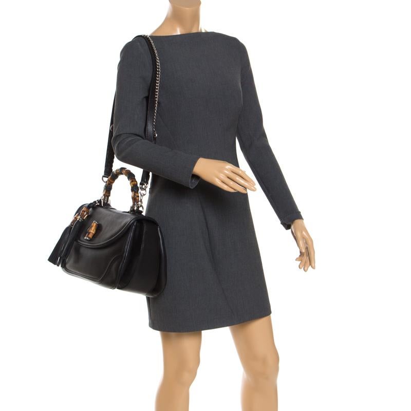 Gucci Black Leather Large New Bamboo Tassel Top Handle bag In Good Condition In Dubai, Al Qouz 2