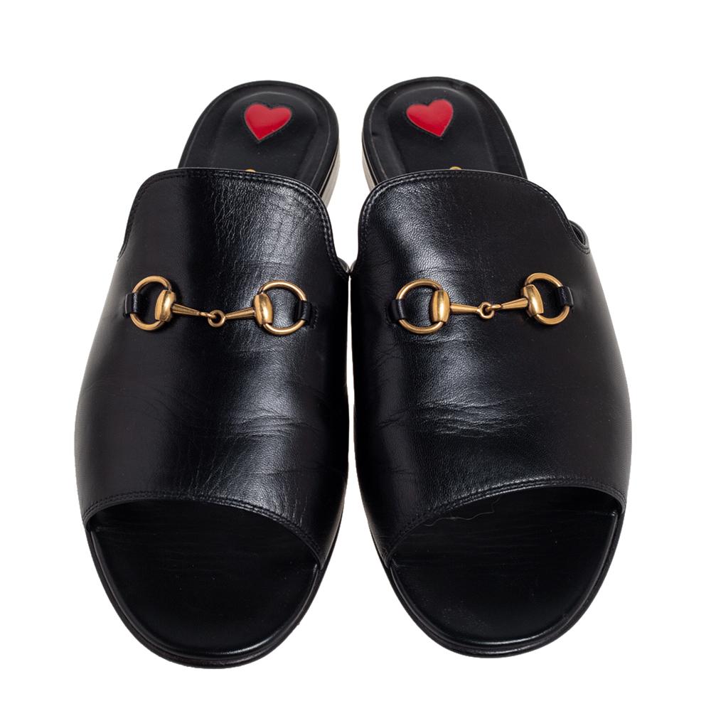 Gucci Black Leather Malaga Horsebit Flat Slides Size 41 In Good Condition In Dubai, Al Qouz 2