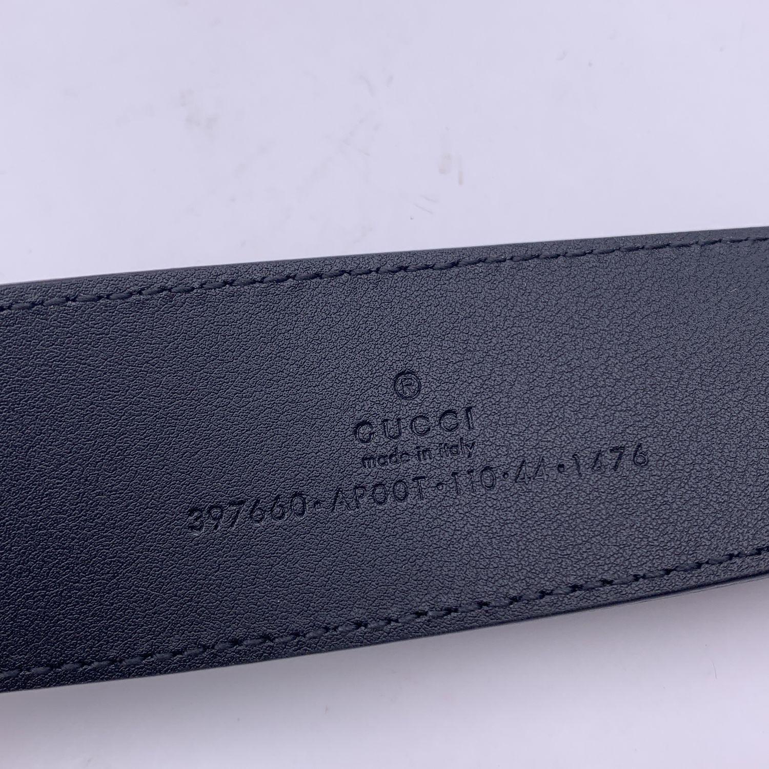 Gucci Black Leather Marmont Belt with GG Buckle Size 110/44 In Excellent Condition In Rome, Rome