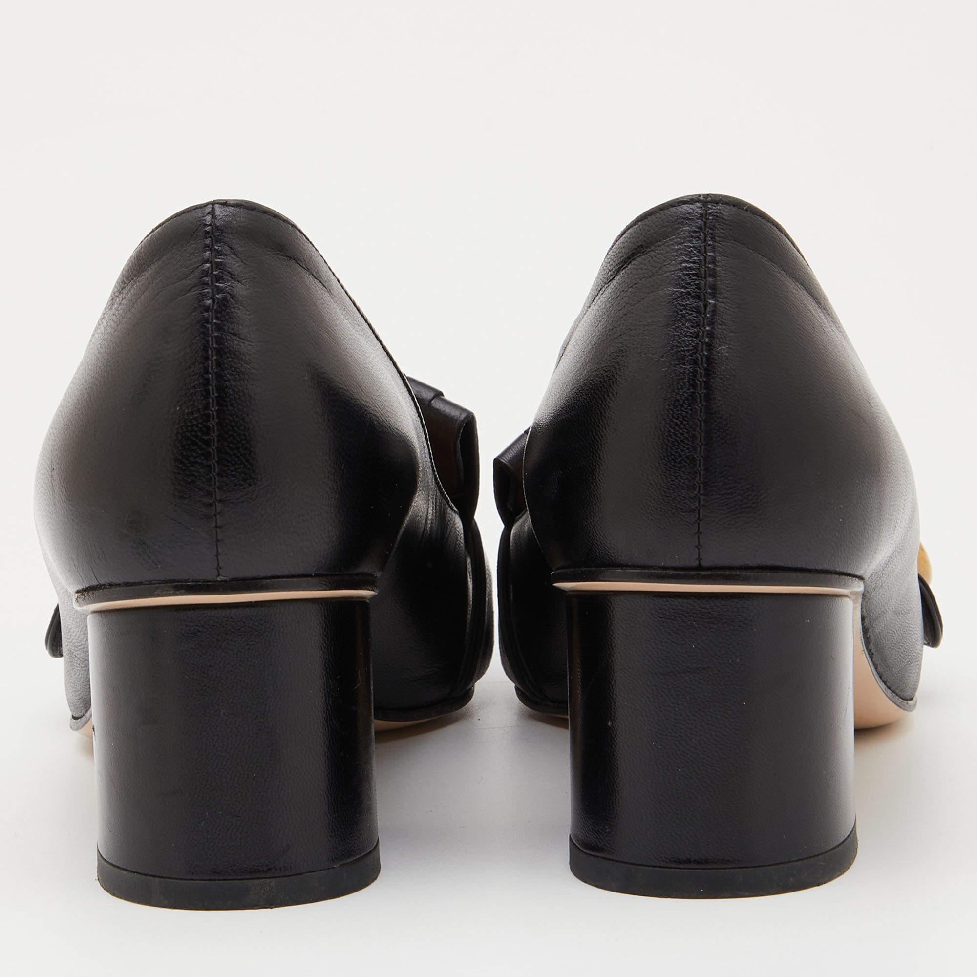 Gucci Black Leather Marmont GG Fringe Detail Block Heel Pumps Size 37 In Good Condition In Dubai, Al Qouz 2