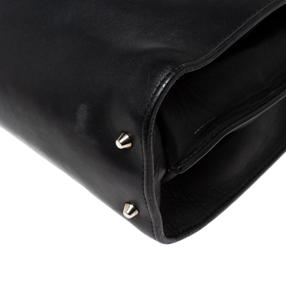 Gucci Black Leather Medium Interlocking GG Shoulder Bag 4