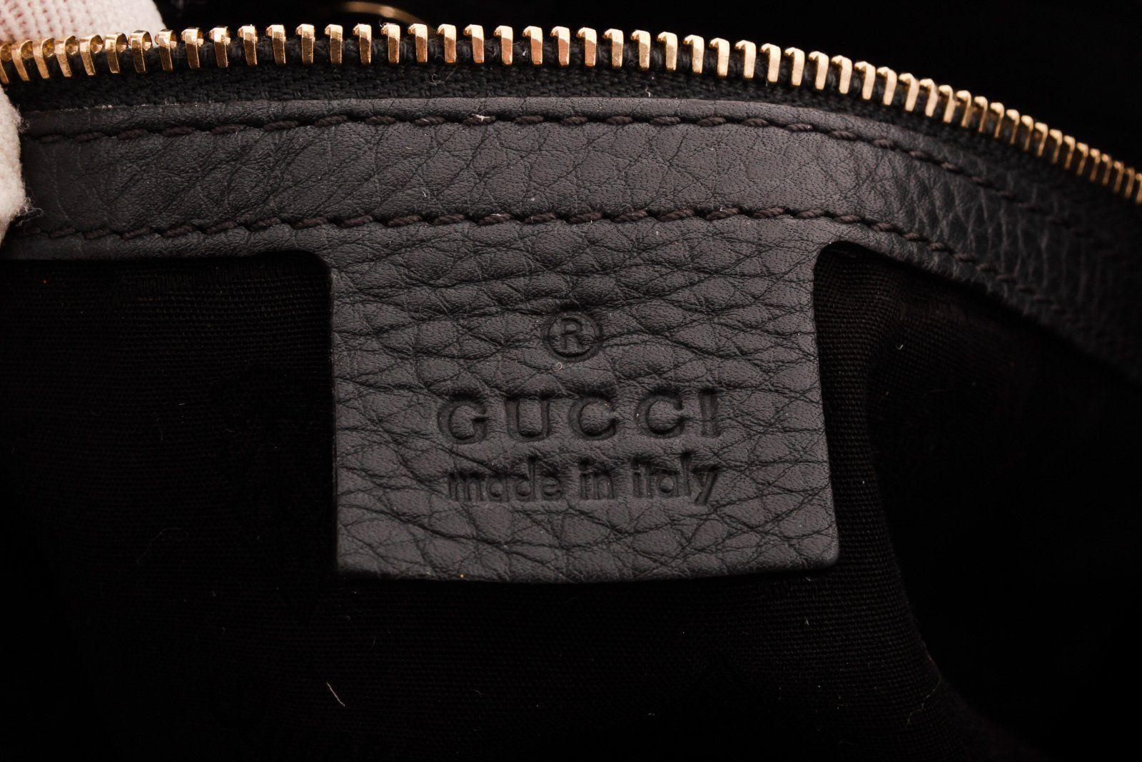 Gucci Black Leather Messenger Bag For Sale 2