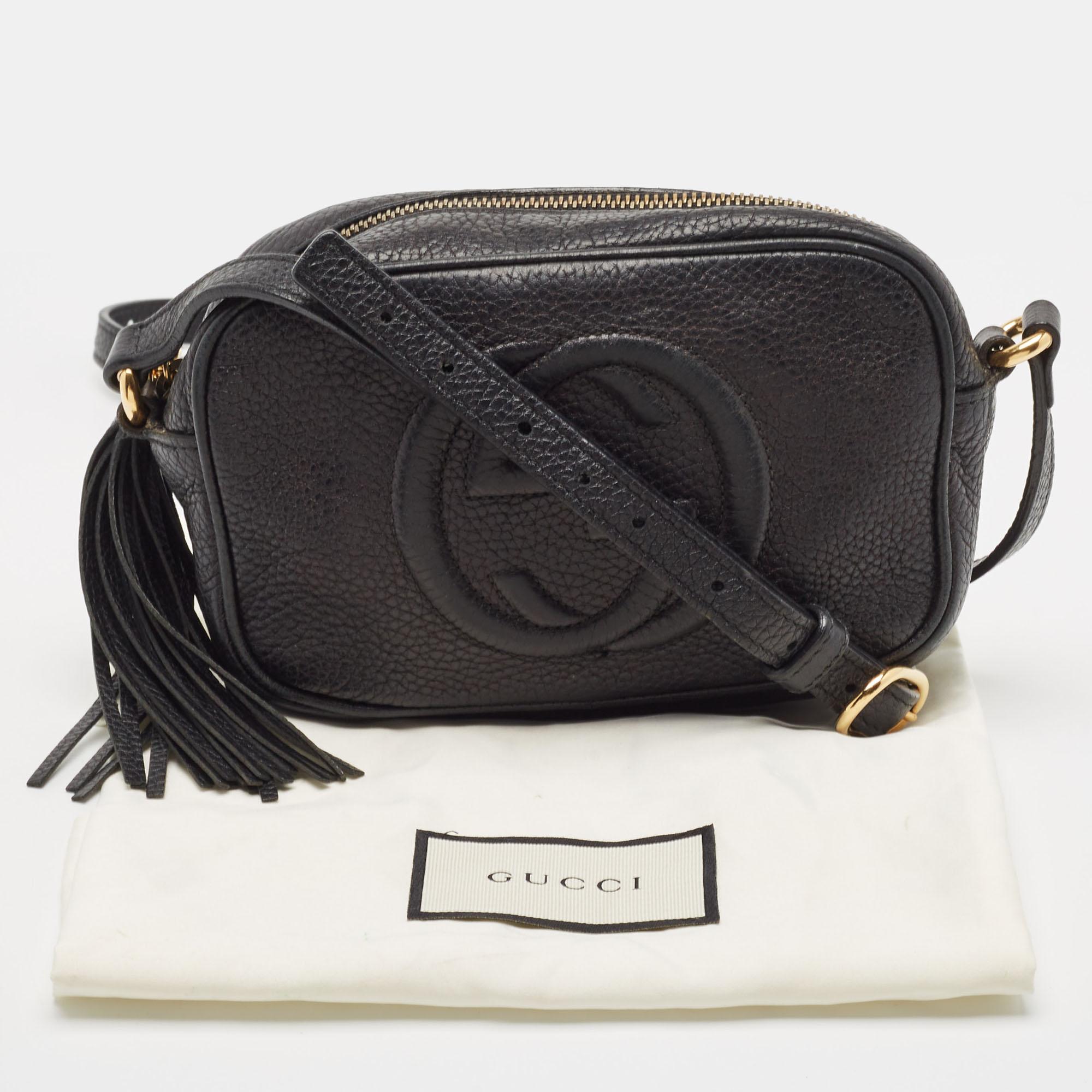Gucci - Mini sac à bandoulière Soho Disco en cuir noir en vente 10