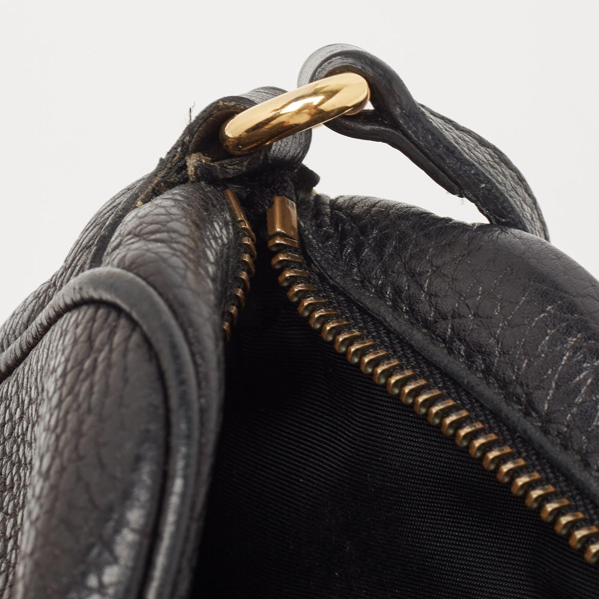 Gucci - Mini sac à bandoulière Soho Disco en cuir noir Pour femmes en vente