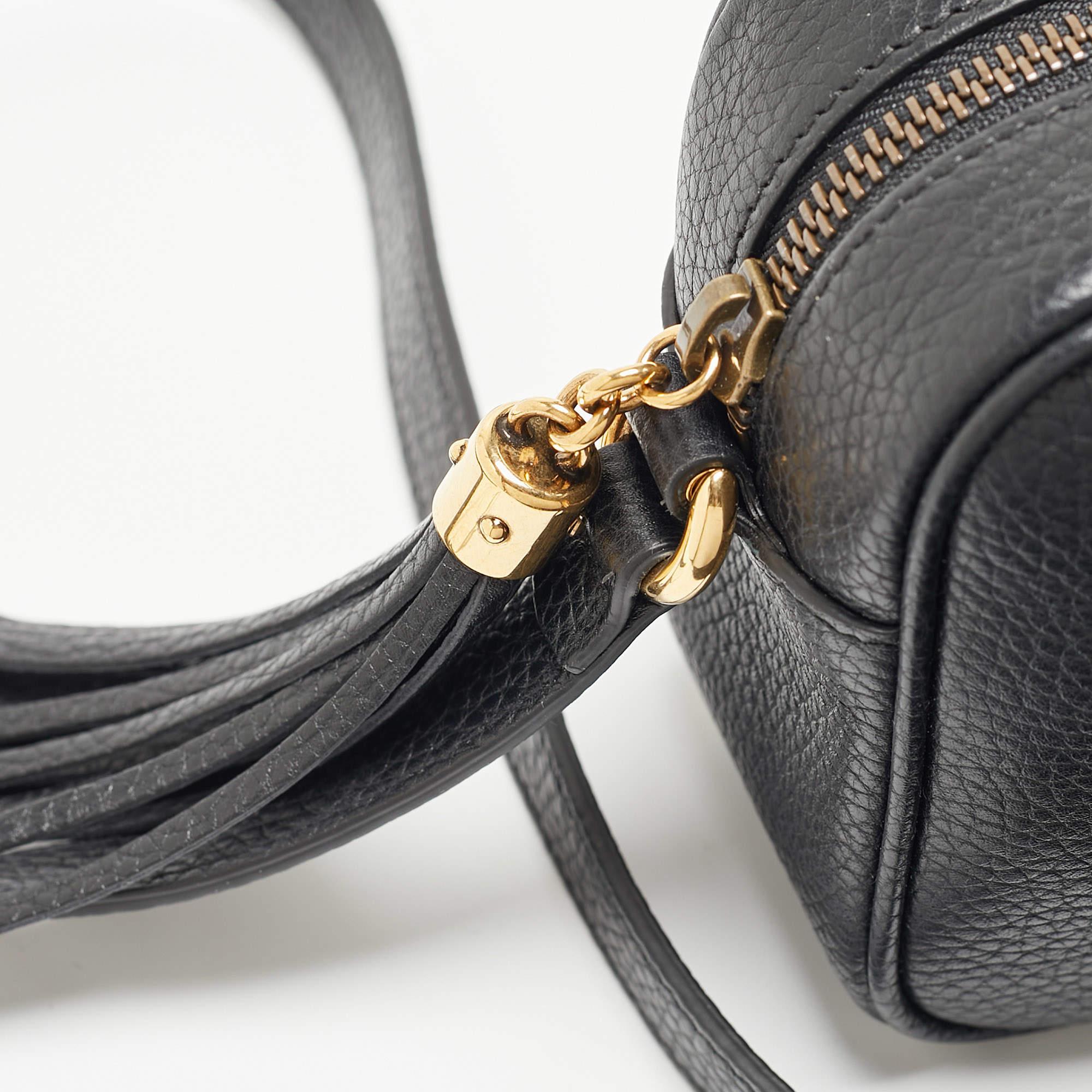 Gucci Mini Soho Disco Umhängetasche aus schwarzem Leder im Angebot 3