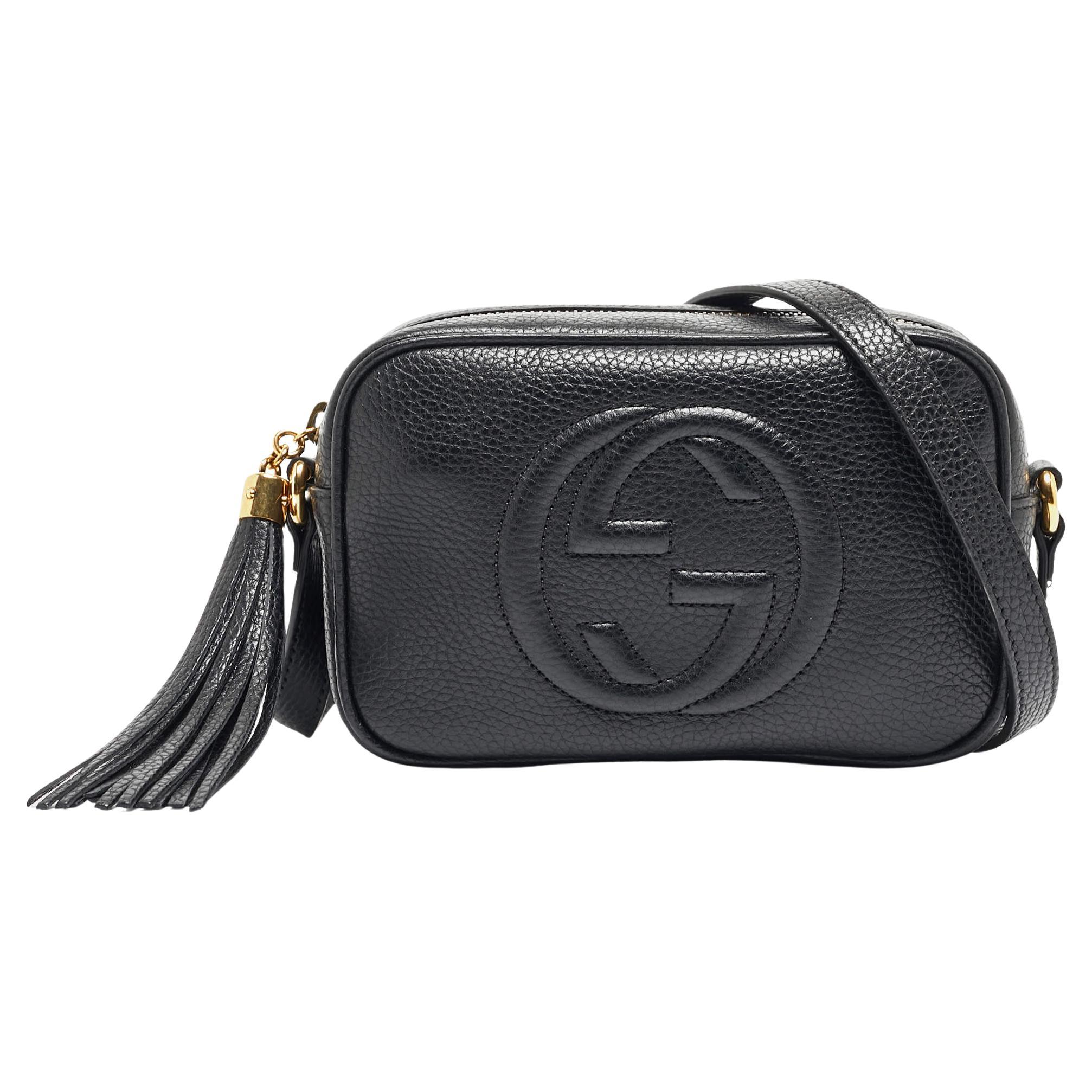 Gucci - Mini sac à bandoulière Soho Disco en cuir noir en vente