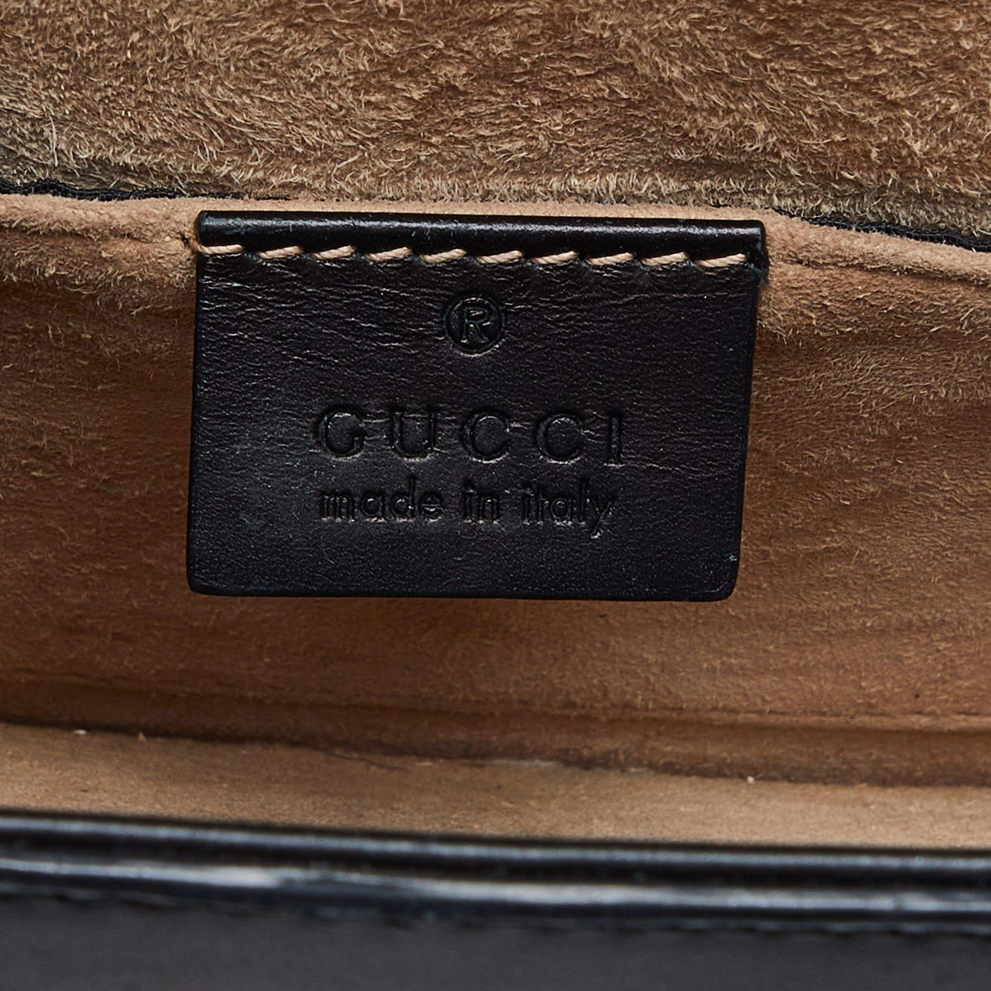 Gucci - Mini sac à main en cuir noir Sylvie avec poignée supérieure 7