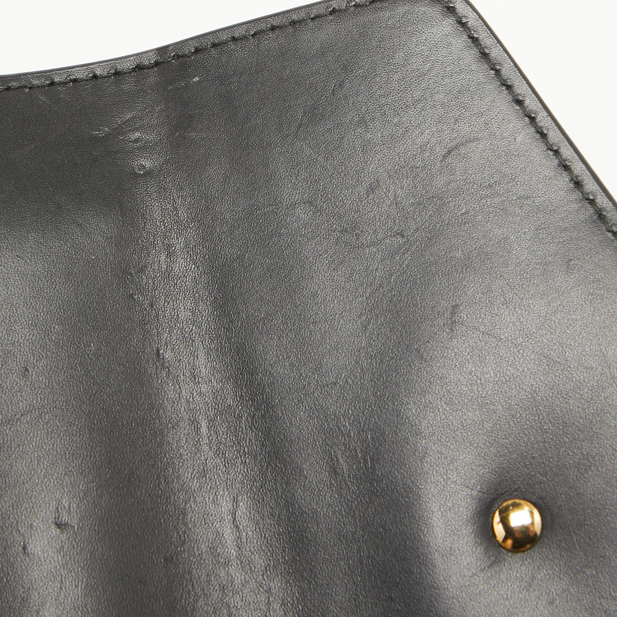 Gucci Black Leather Mini Web Chain Sylvie Crossbody Bag For Sale 7