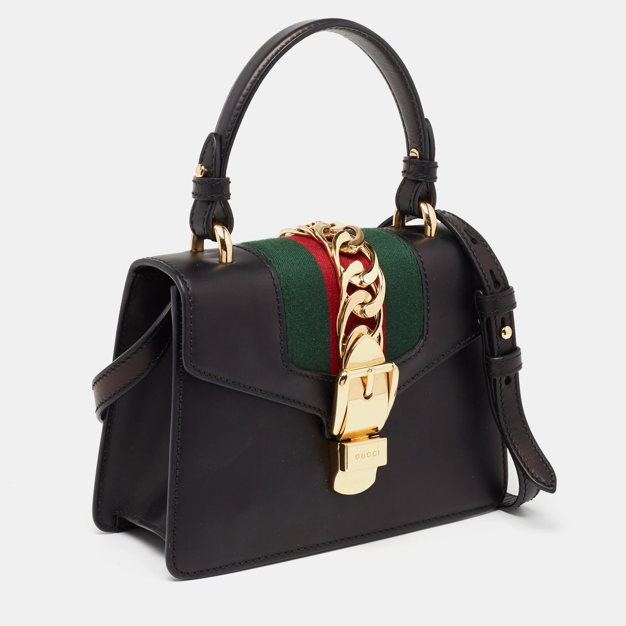 Gucci Black Leather Mini Web Chain Sylvie Top Handle Bag In Good Condition In Dubai, Al Qouz 2