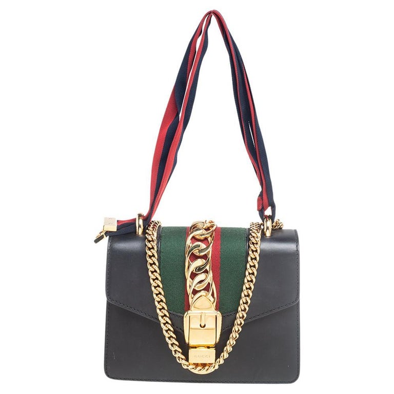 Gucci Black Leather Mini Web Sylvie Chain Crossbody Bag sur 1stDibs