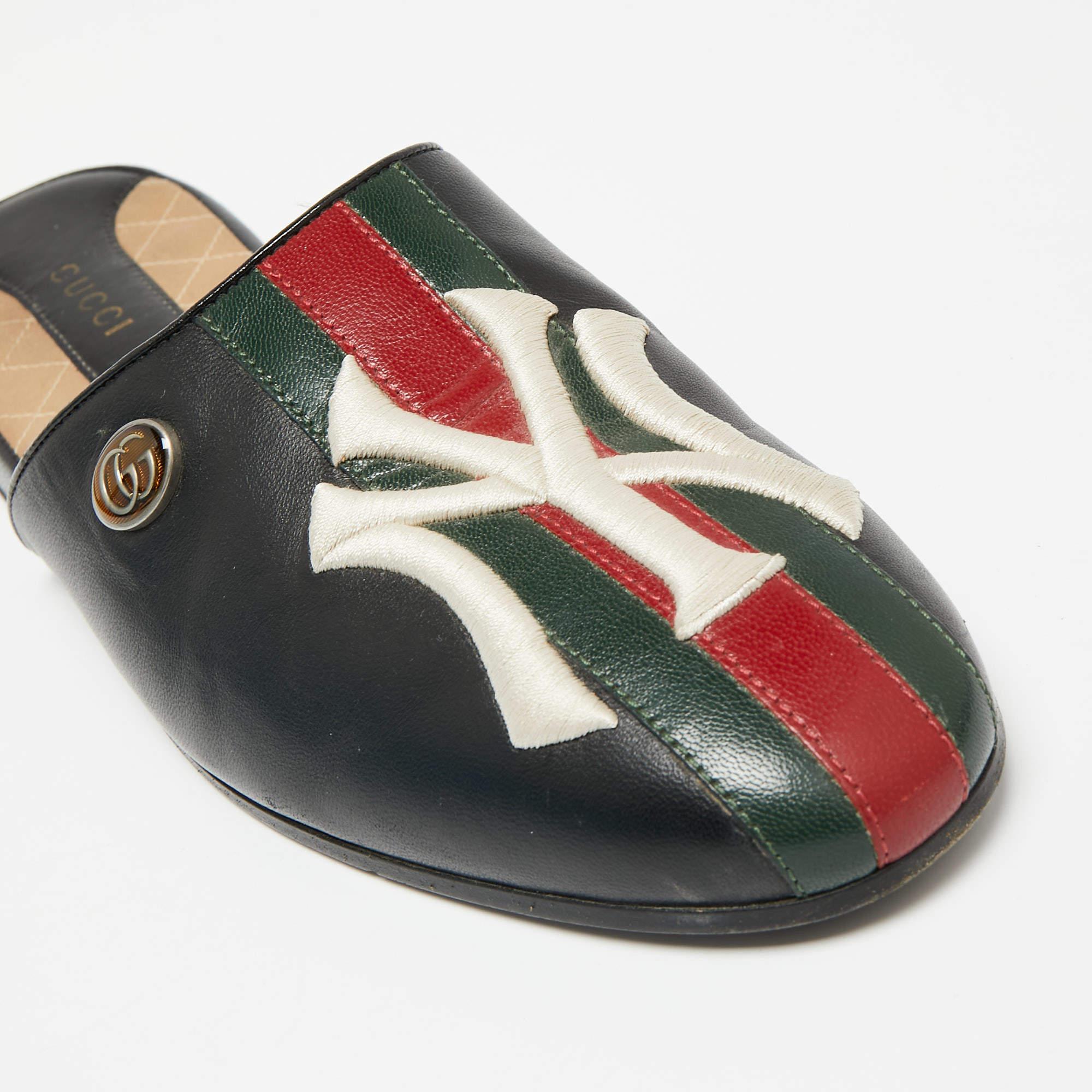 Gucci Black Leather NY Yankees Patch Flat Mules Size 39 4