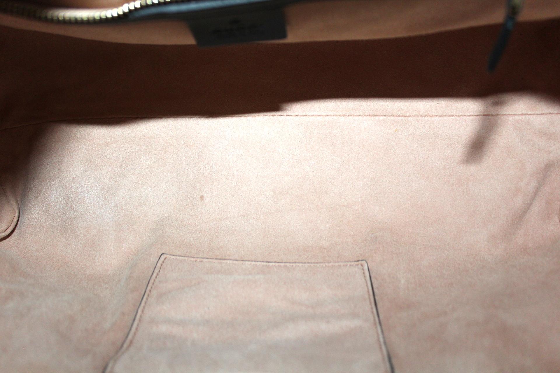 Gucci Tasche aus schwarzem Leder mit Vorhängeschloss 3