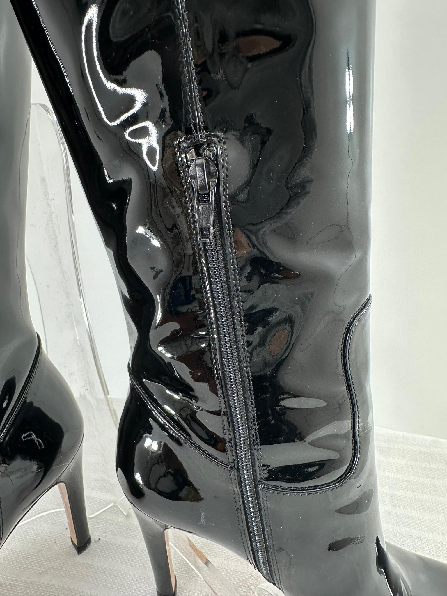 Gucci Black Leather & Patent Leather High Silver Buckle Side Spike Heel Boots For Sale 4