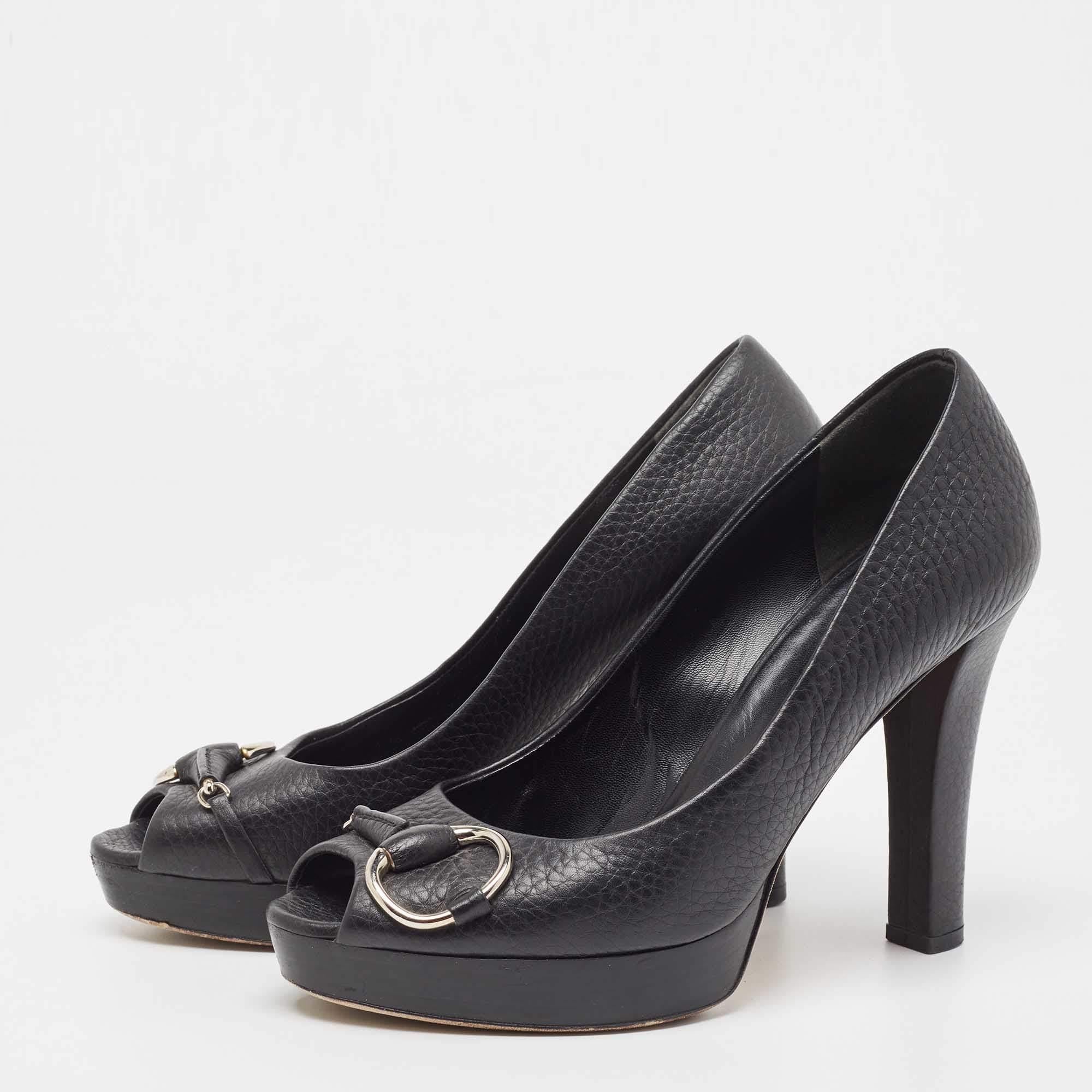 Exhibit an elegant style with this pair of pumps. These elegant shoes are crafted from quality materials. They are set on durable soles and sleek heels.