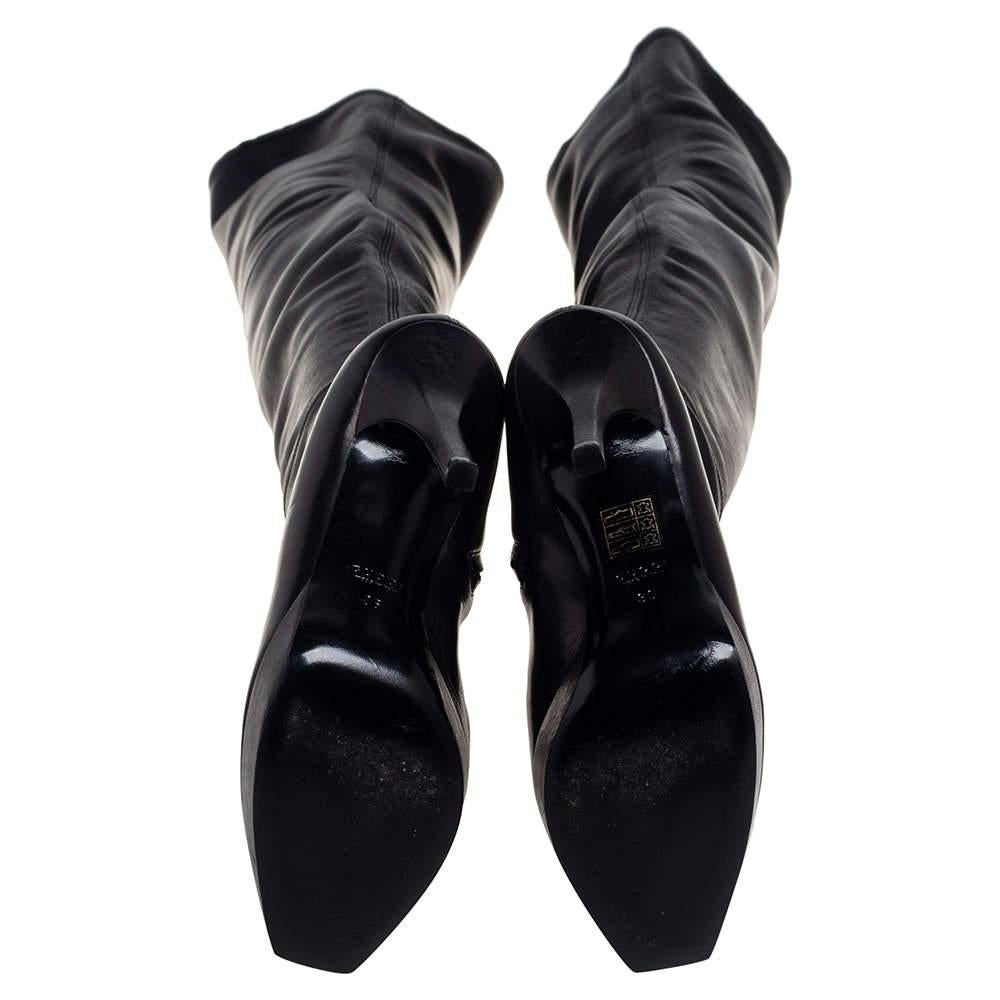 Gucci Overknee-Stiefel aus schwarzem Leder Größe 36 im Angebot 4