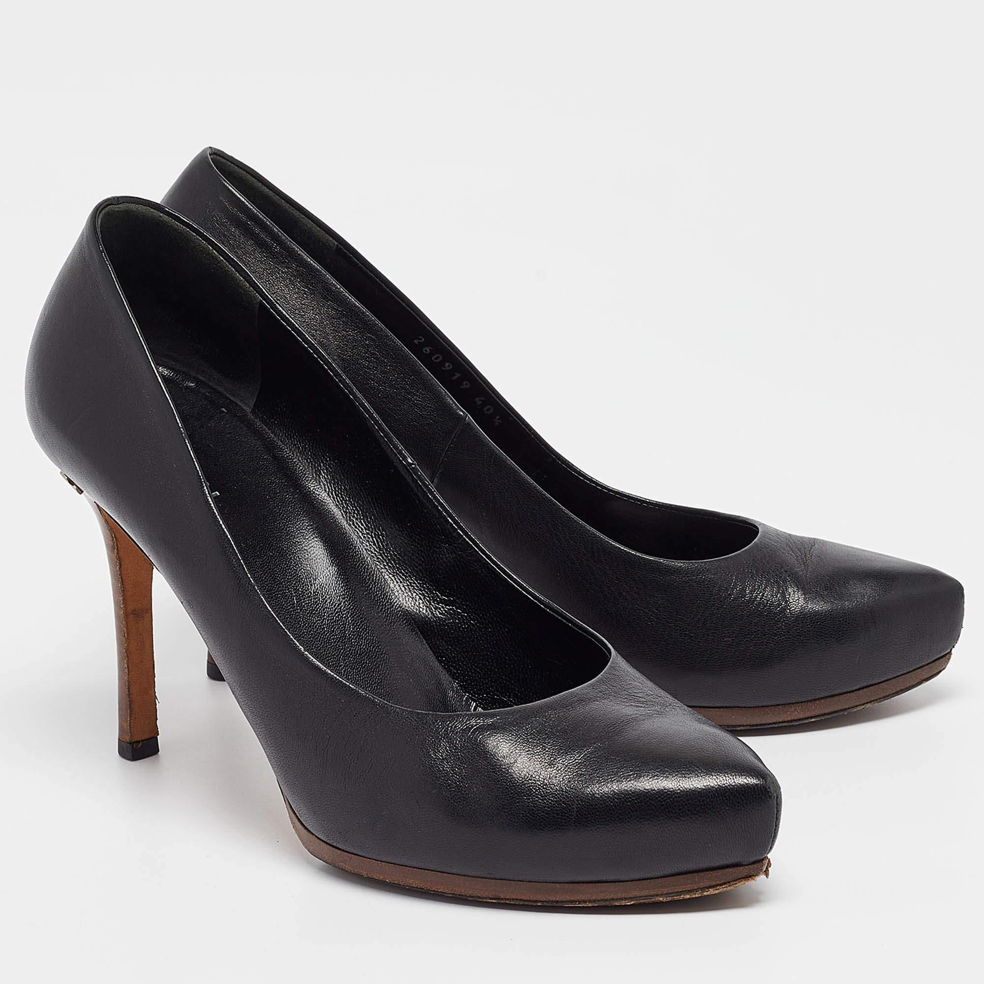 Gucci escarpins à plateforme en cuir noir Taille 40.5 Bon état - En vente à Dubai, Al Qouz 2