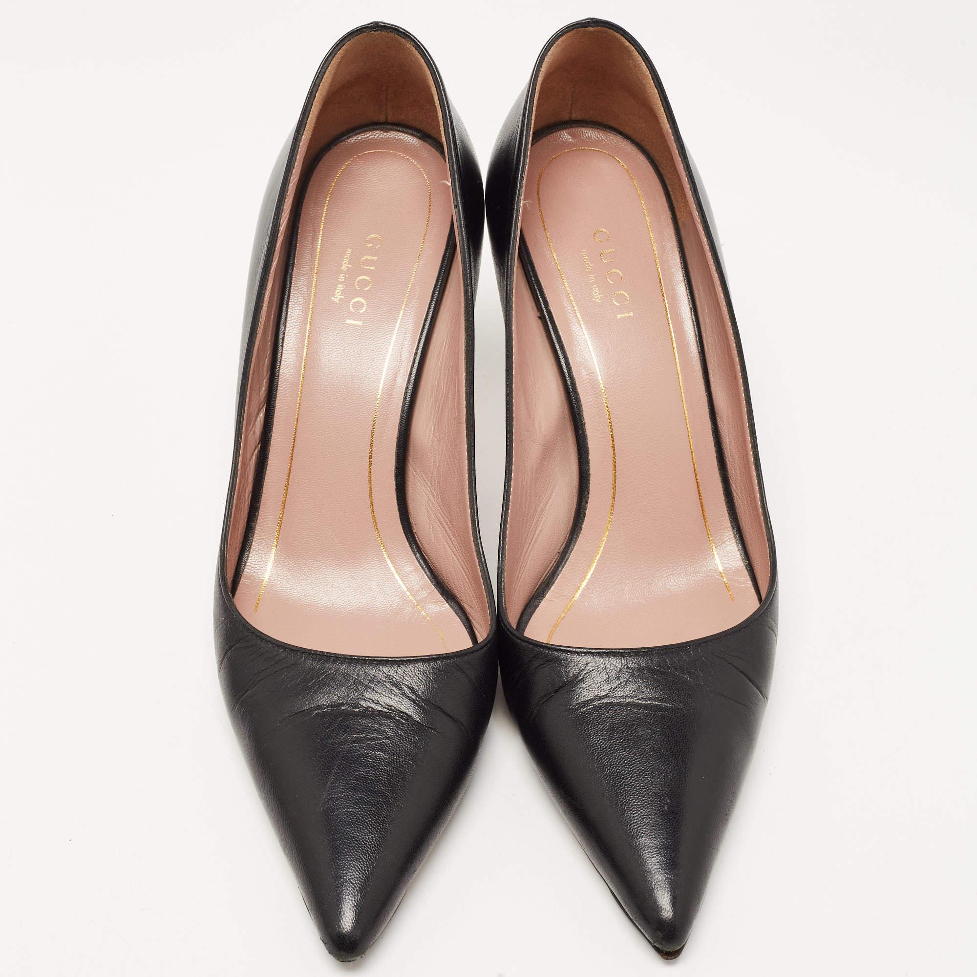 Exhibit an elegant style with this pair of pumps. These Gucci black shoes for women are crafted from quality leather in a pointed-toe design. They are set on durable soles and sleek heels.

