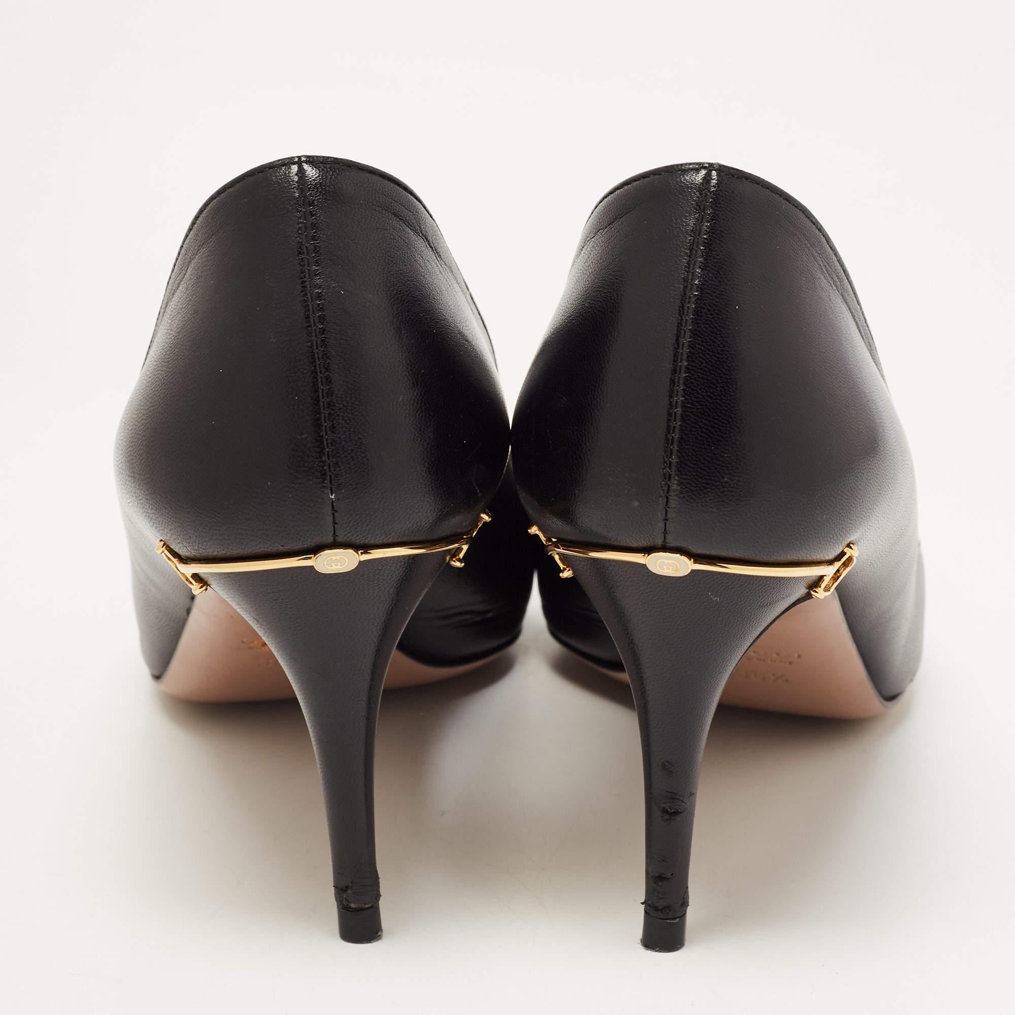 Gucci Black Leather Pointed Toe Pumps Size 36.5 For Sale 2