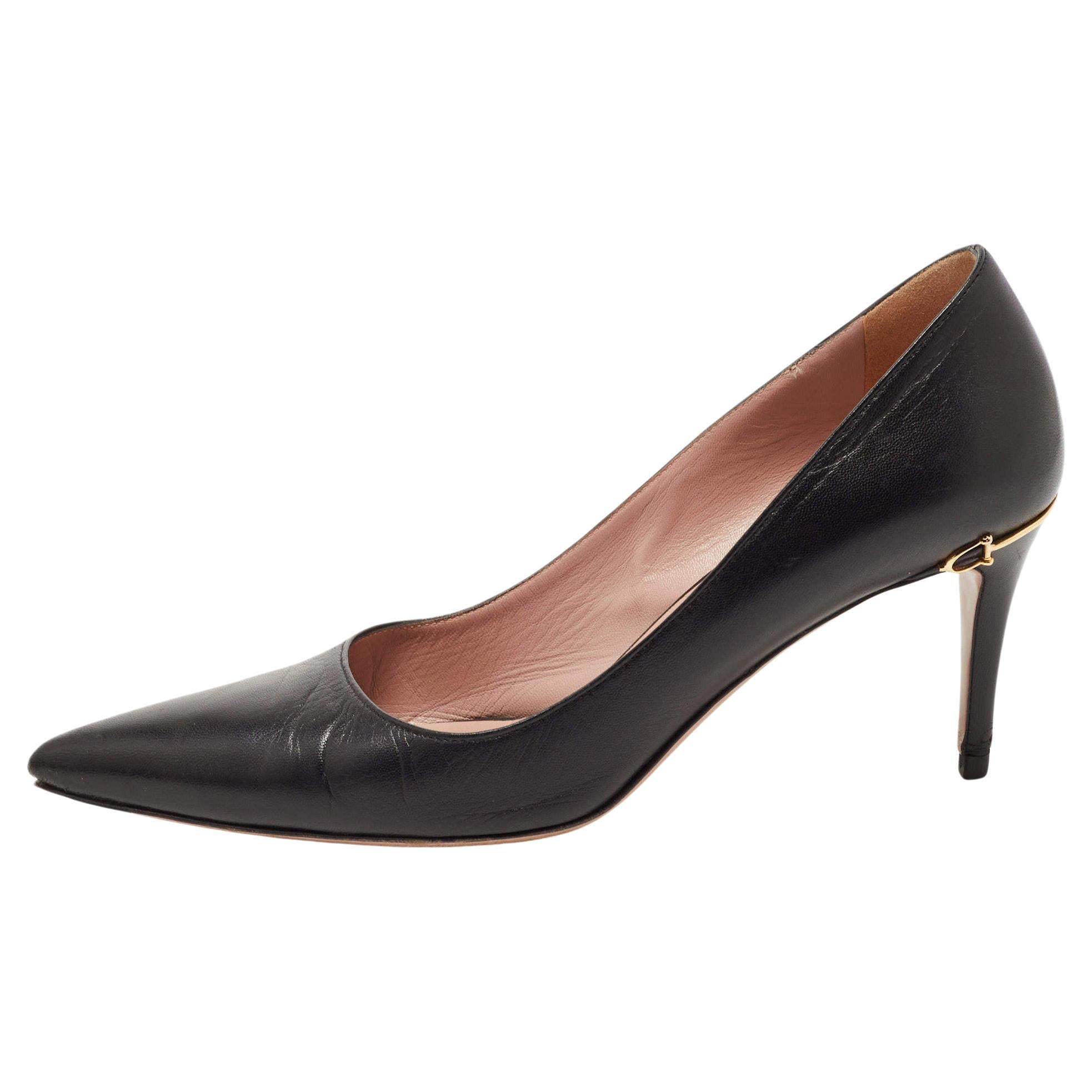 Gucci Black Leather Pointed Toe Pumps Size 36.5 For Sale