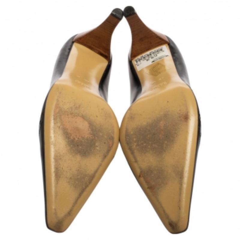Gucci Escarpins à bout pointu en cuir noir Taille 39 Pour femmes en vente