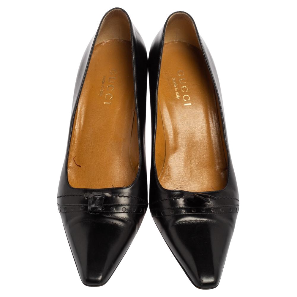 Gucci Black Leather Pointed Toe Pumps Size 39 For Sale 3
