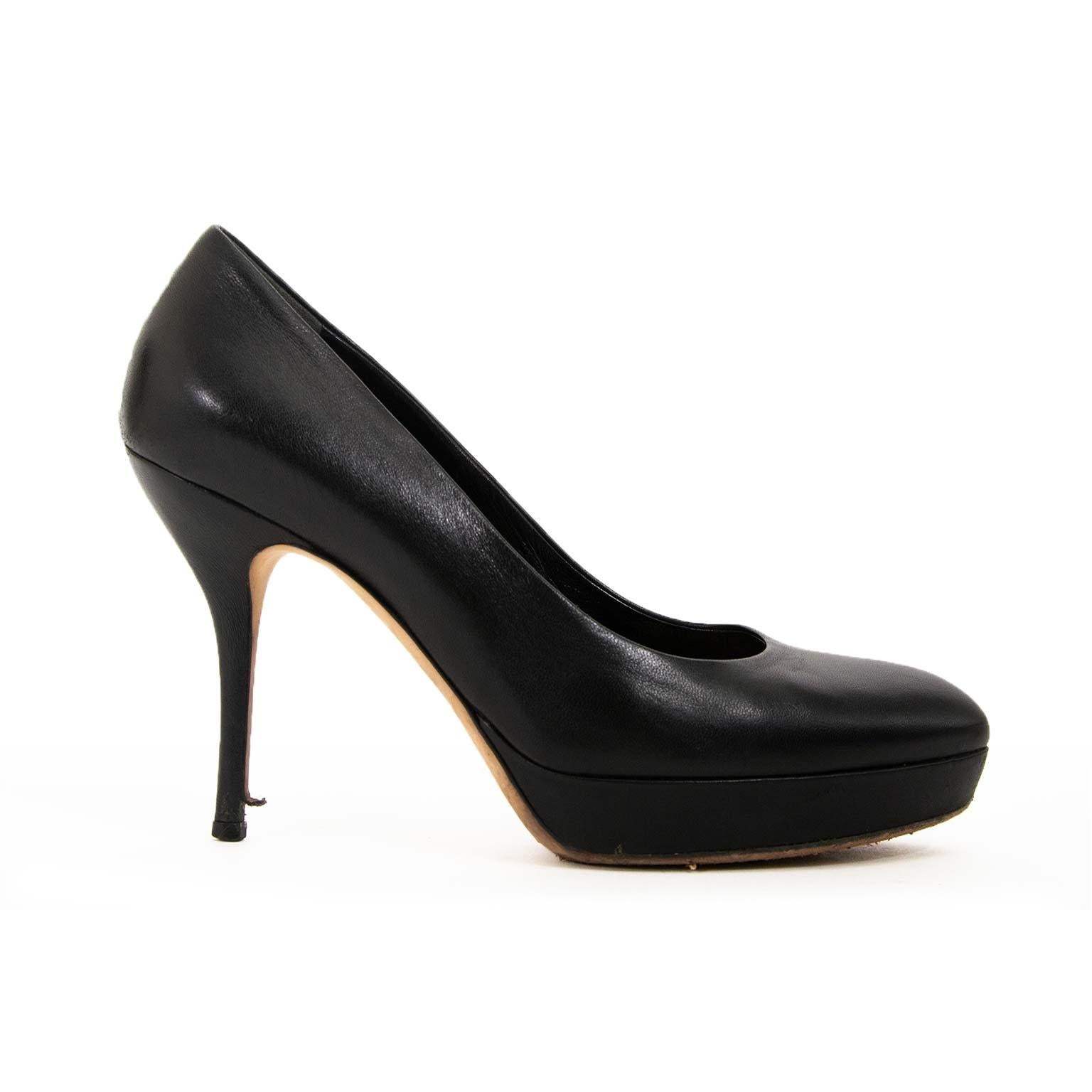 Gucci Black Leather Pumps - Size 38 In Good Condition For Sale In Antwerp, BE