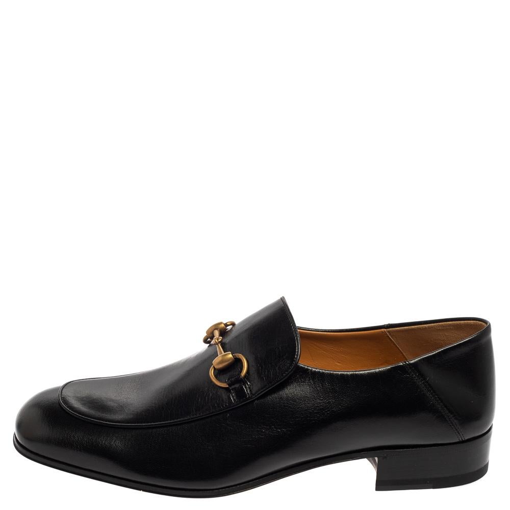 Gucci Black Leather Quentin Horsebit Loafers Size 44.5 In New Condition In Dubai, Al Qouz 2