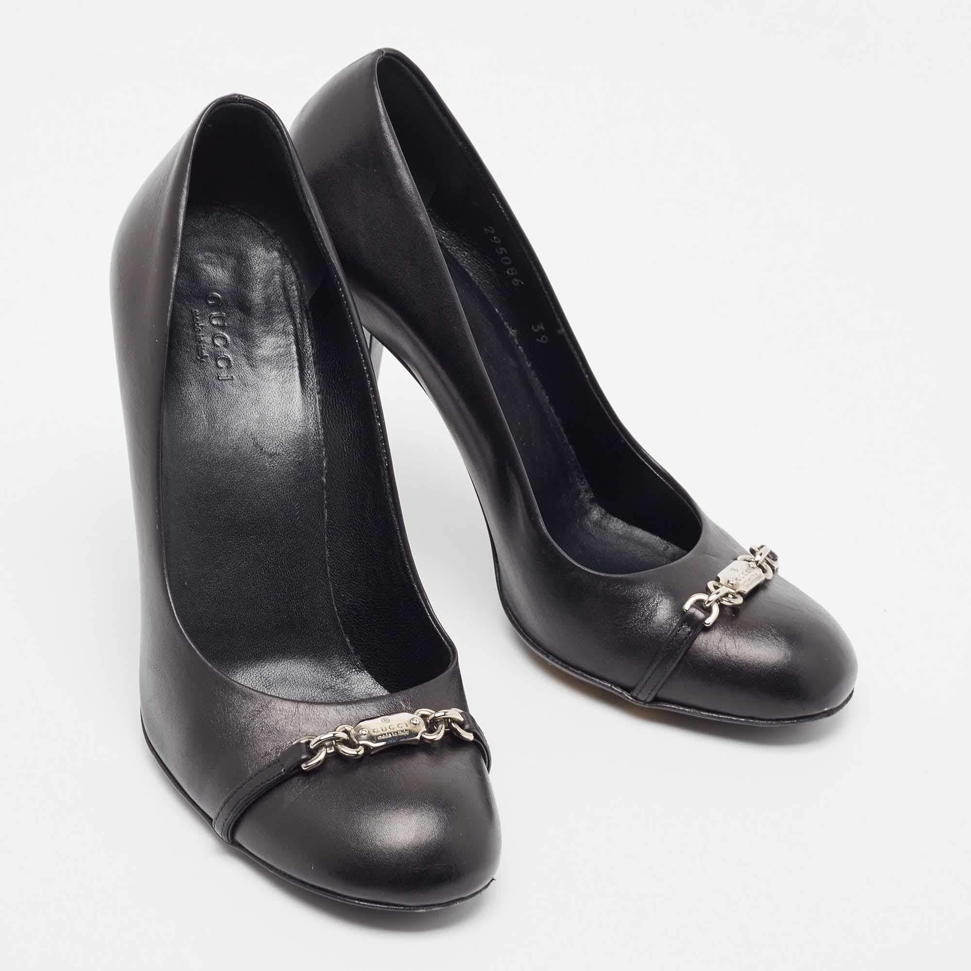 Gucci Black Leather Round Toe Pumps Size 39 For Sale 1