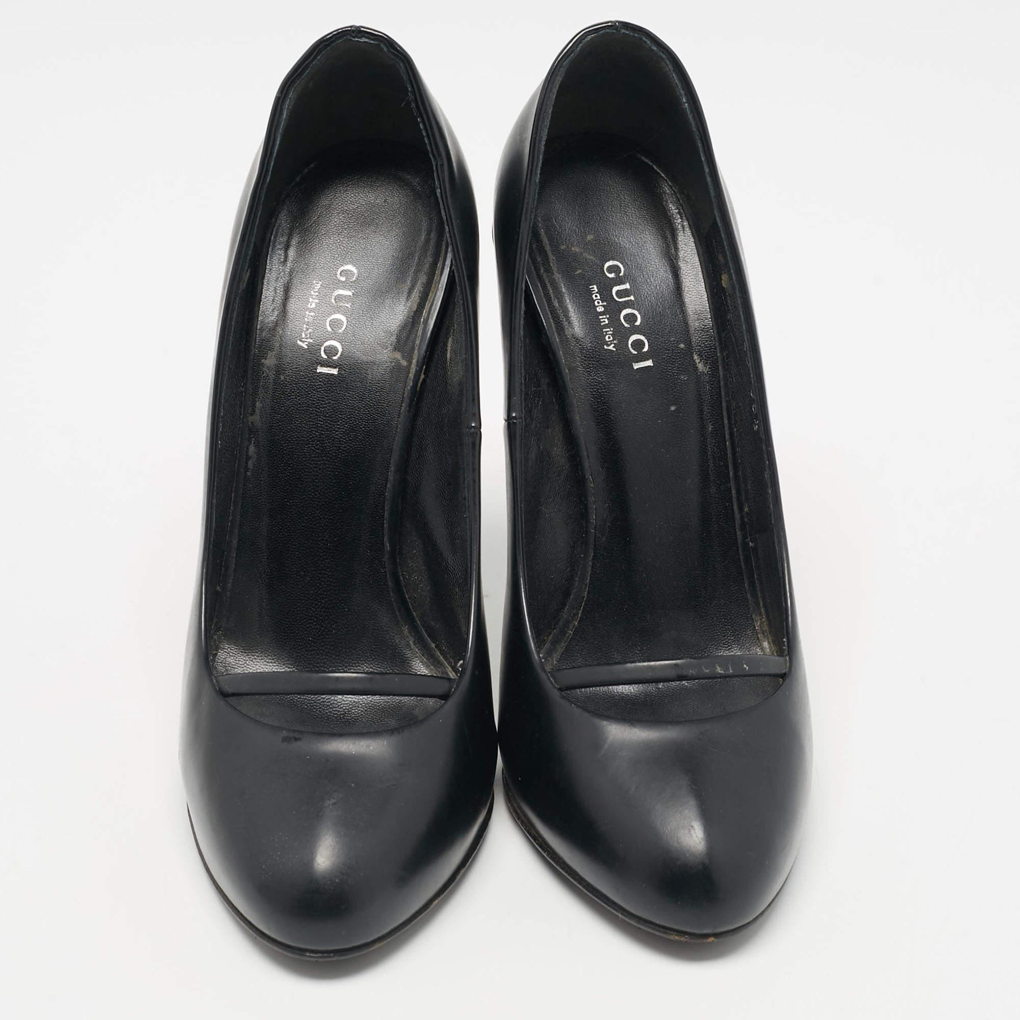 Nero Gucci, pelle nera, punta tonda, pompe taglia 36.5 in vendita