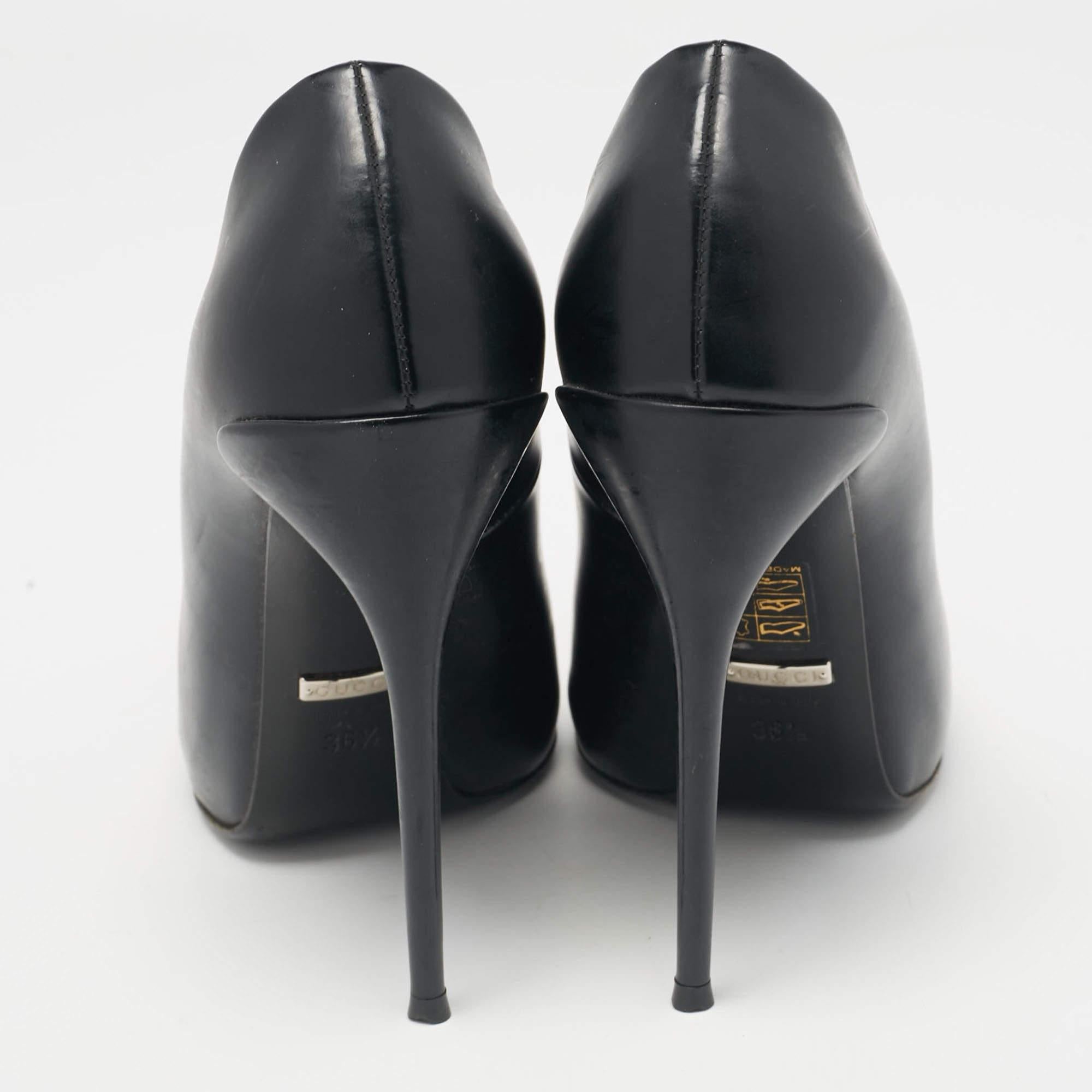 Donna Gucci, pelle nera, punta tonda, pompe taglia 36.5 in vendita